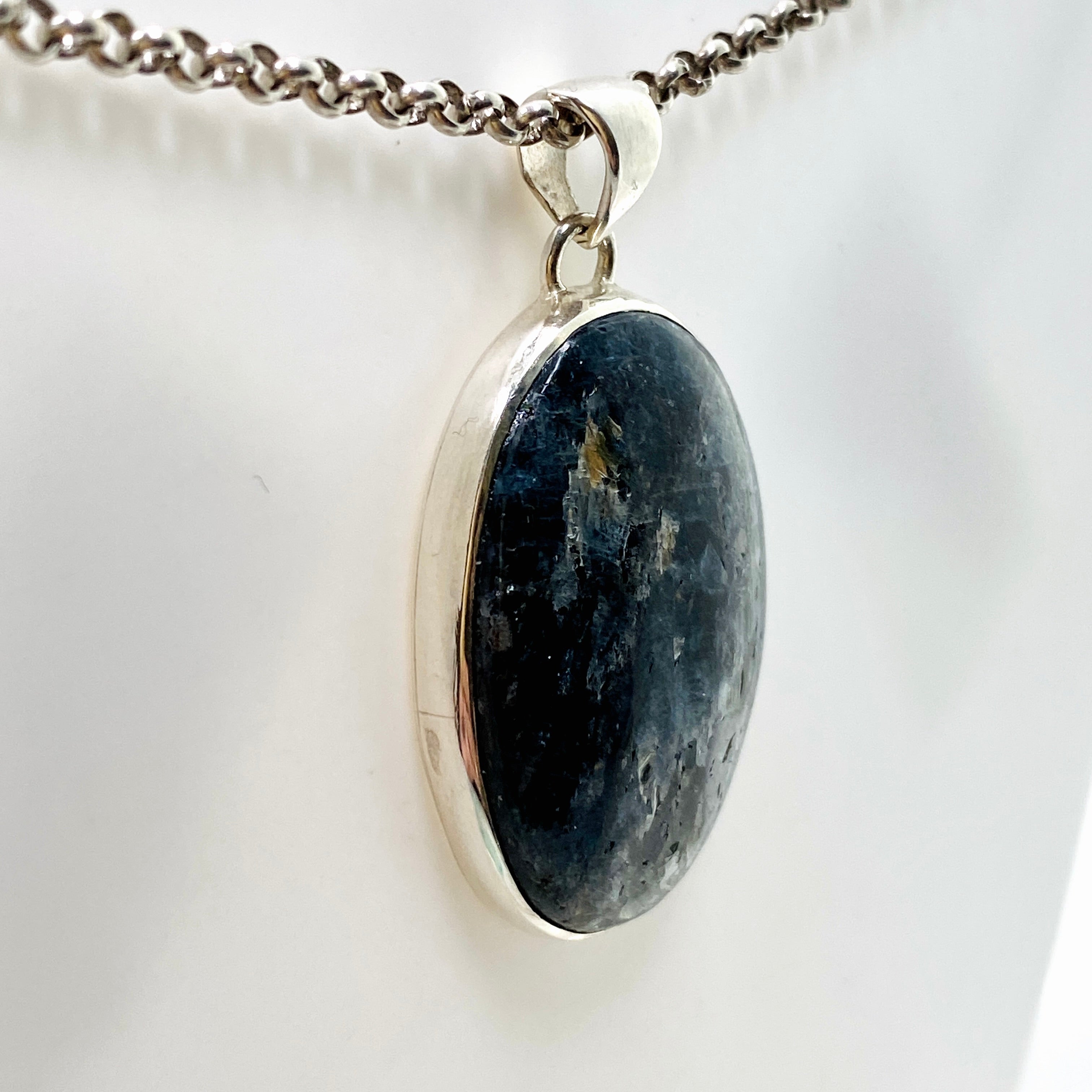 Natural Blue Kyanite Oval Cabochon Pendant Necklace - 925 Sterling Silver Jewelry for Healing & Meditation - Perfect for Spiritual Gifts & Energy Balancing