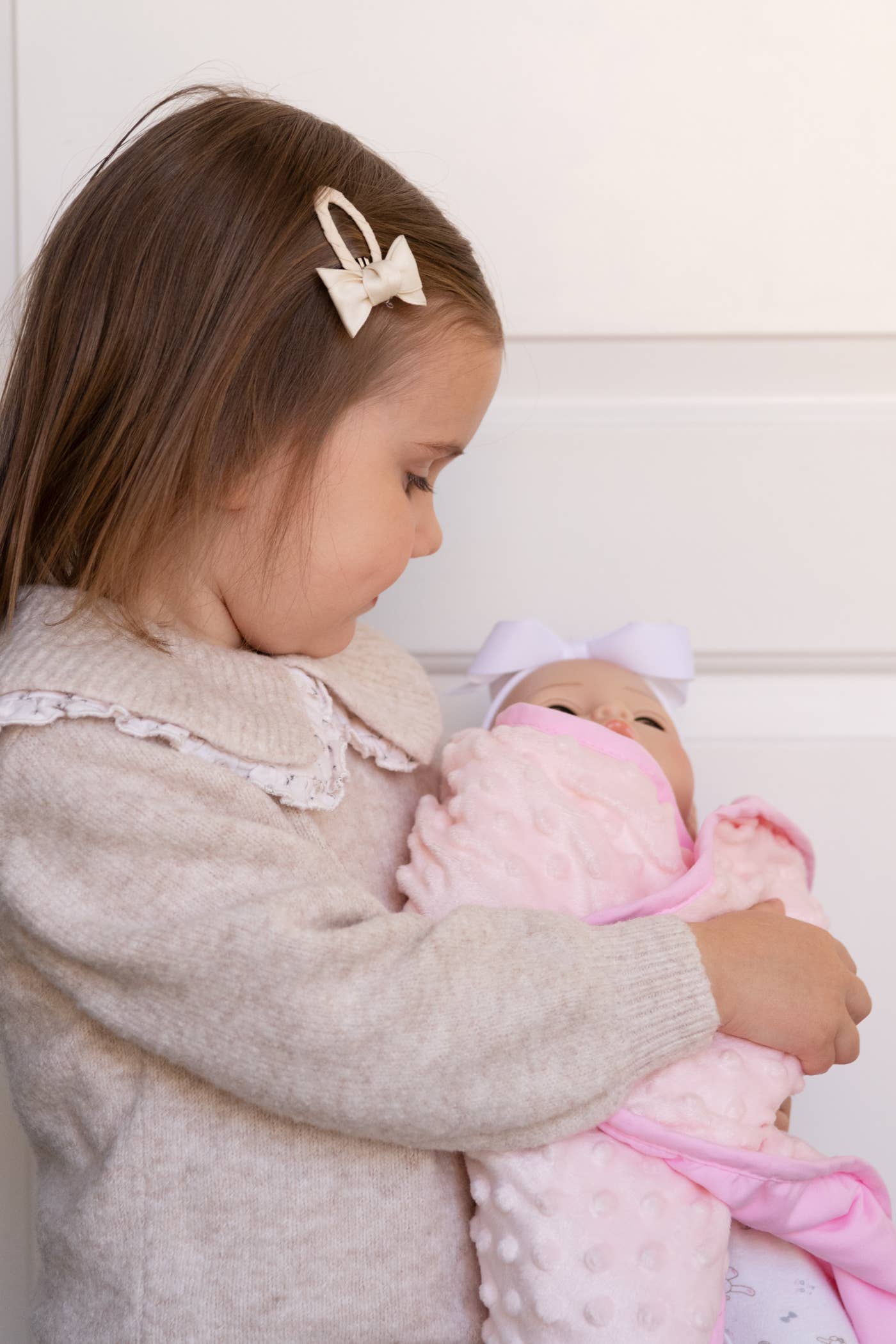 Satin Bow Hair Clips - Light Pink Hair Accessories for Women & Girls, Perfect for Parties, Weddings & Everyday Styling