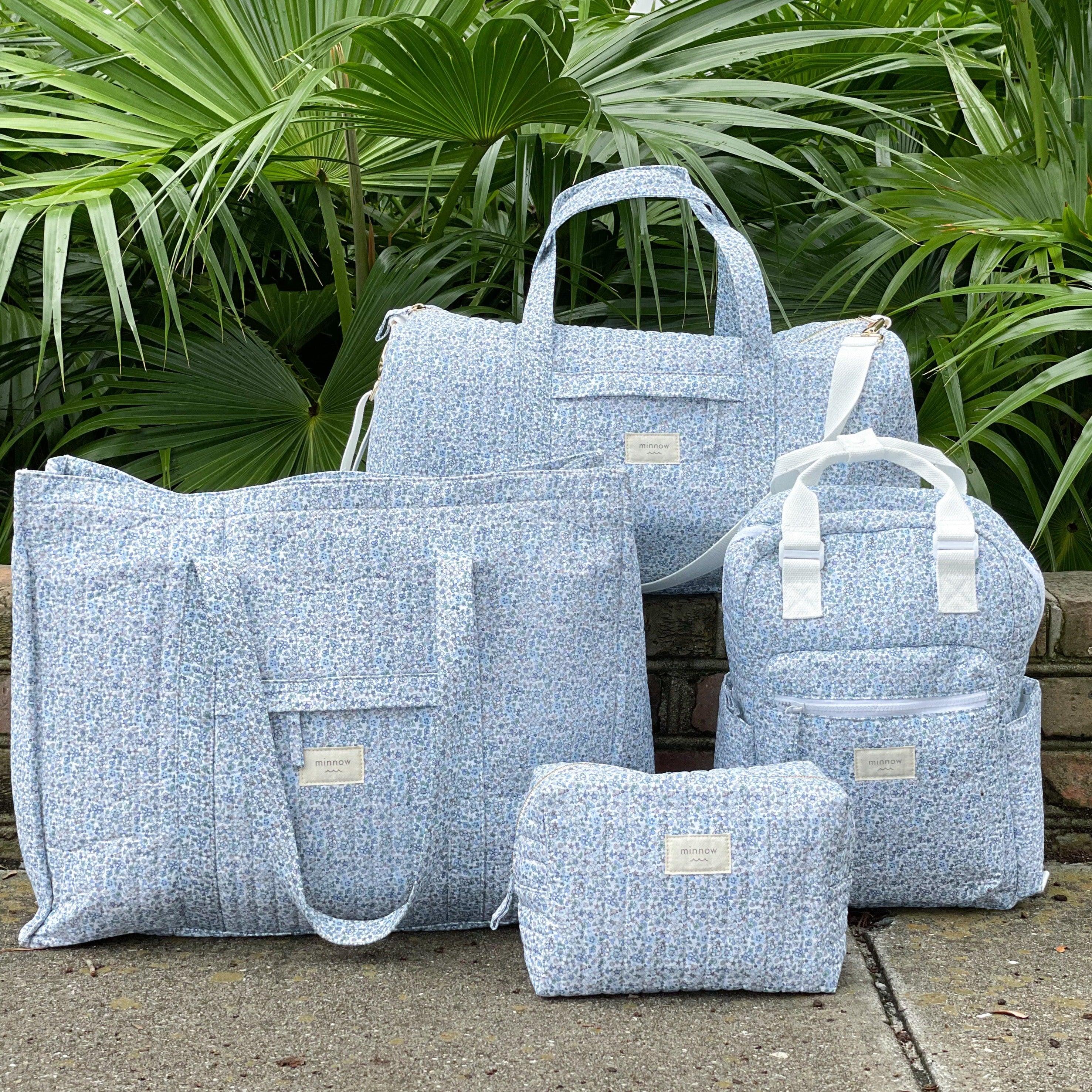 Stylish Slate Floral Weekender Bag for Women - Perfect for Travel, Gym & Weekend Getaways | Durable & Spacious Carry-On Tote