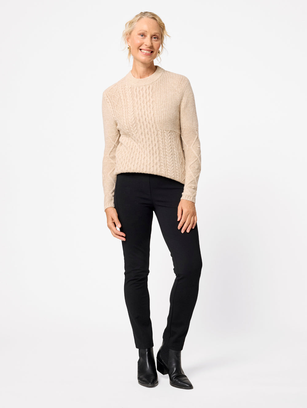 Kyla Knit Sweater - Soft & Stylish Women's Pullover for Fall & Winter | Perfect for Casual Outfits, Office Wear & Cozy Evenings