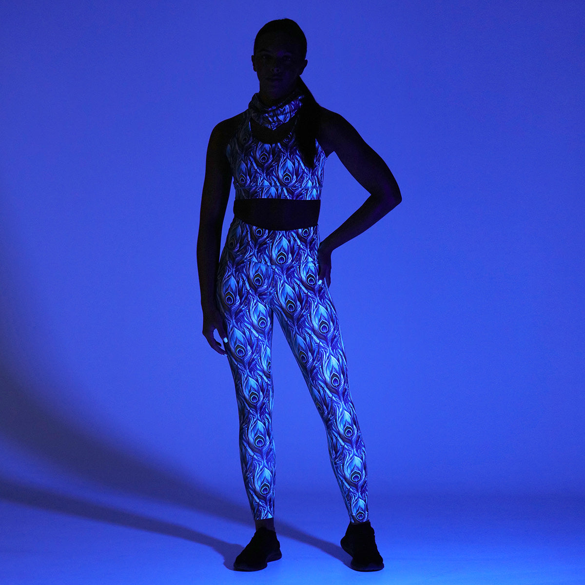 Stylish Peacock Print Capri Pants for Women - Comfortable & Trendy Summer Lounge Wear