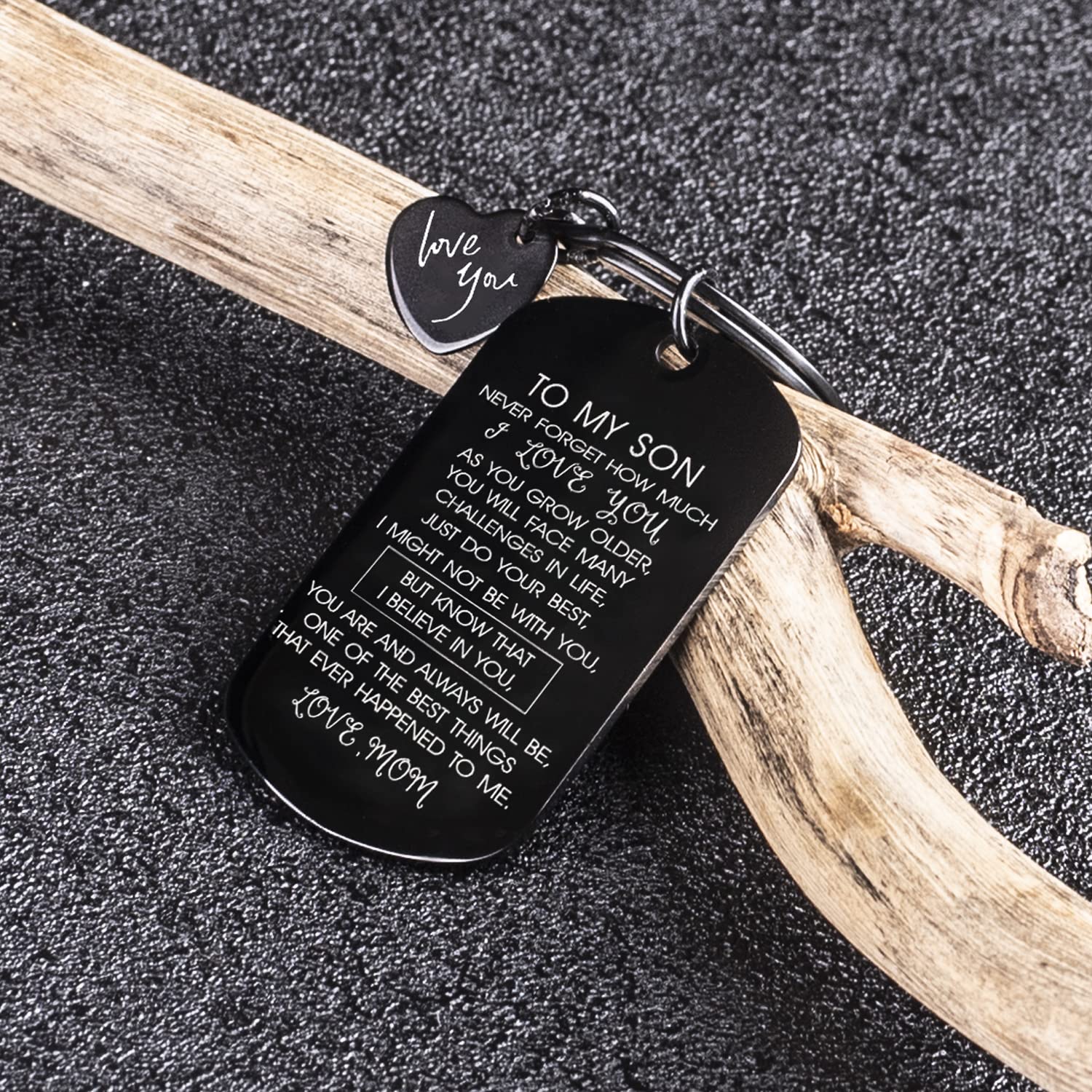 Personalized 'To My Man' Keychain - Romantic Valentine's Day, Birthday & Anniversary Gift for Him - Perfect for Couples, Boyfriends & Husbands