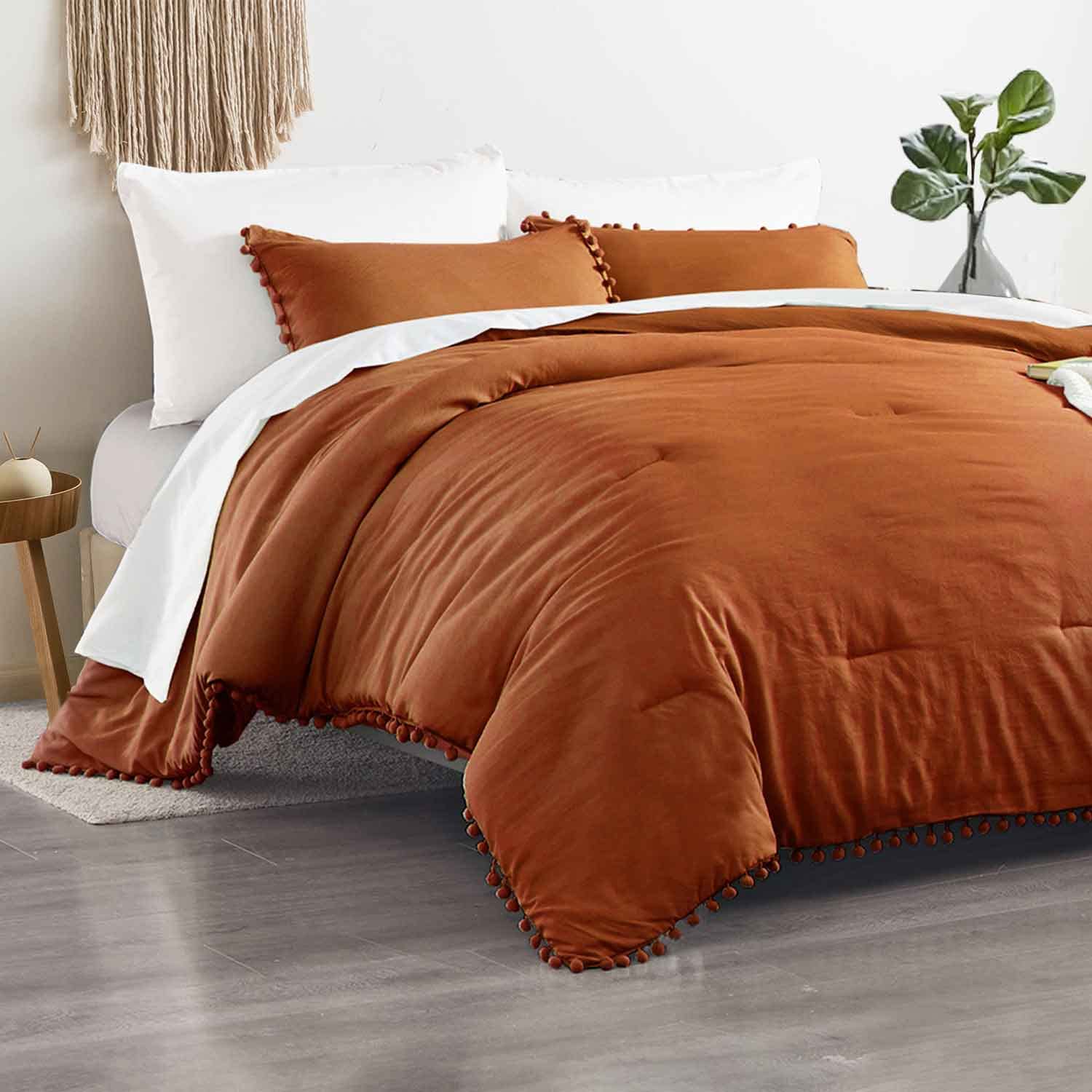 ETDIFFE Boho Bedding Comforter Set Queen Size - 7 Piece Pom Fringe Microfiber Chic Bed in a Bag, 90x90 Soft & Lightweight Down Alternative Comforter with Sheets for All Seasons, Burnt Orange - Perfect for Bohemian Bedroom Decor, Guest Rooms & Cozy Home Styling