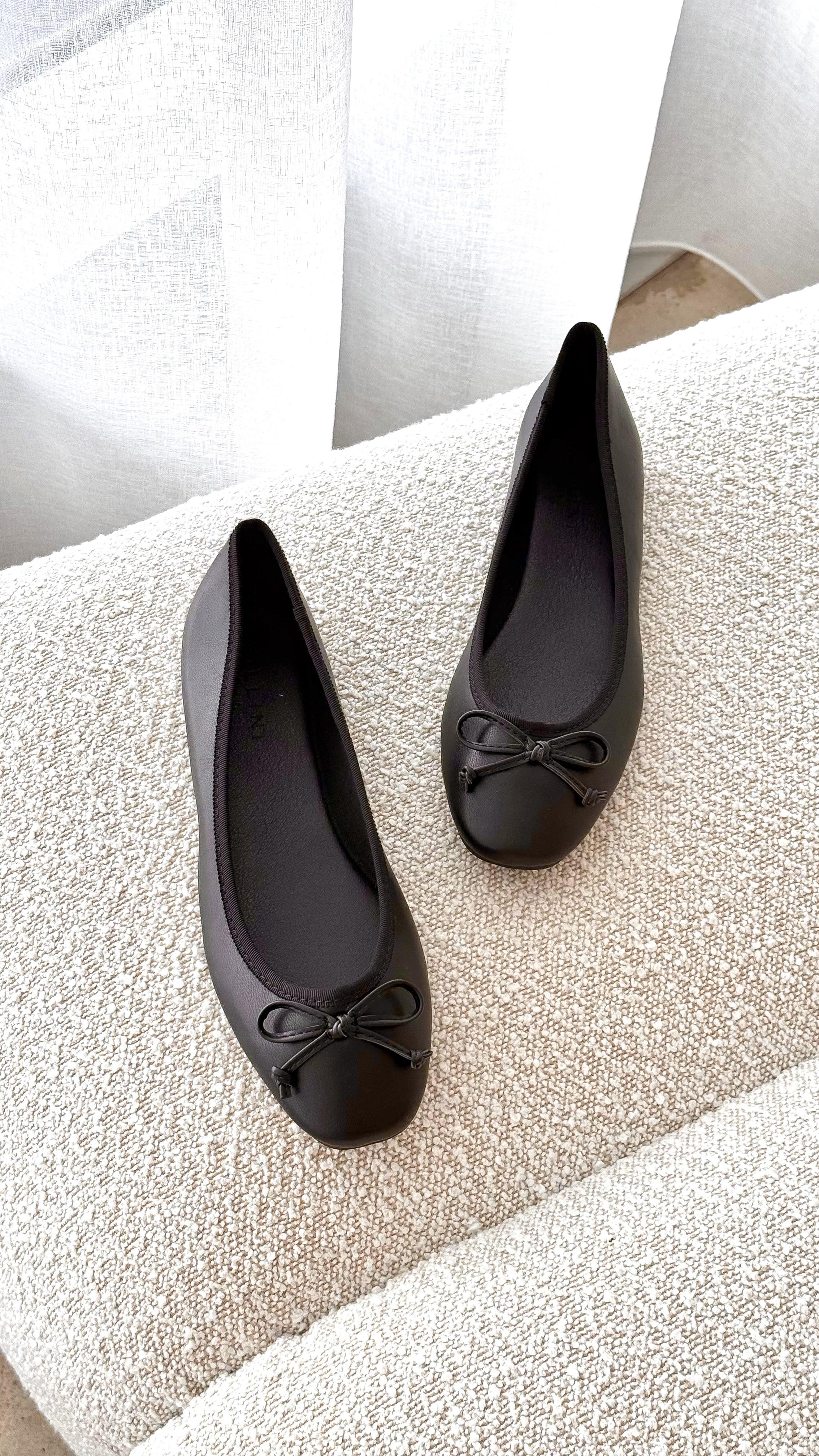 Isaiah Ballet Flats for Women - Comfortable Black Ballet Shoes for Work, Travel & Casual Wear