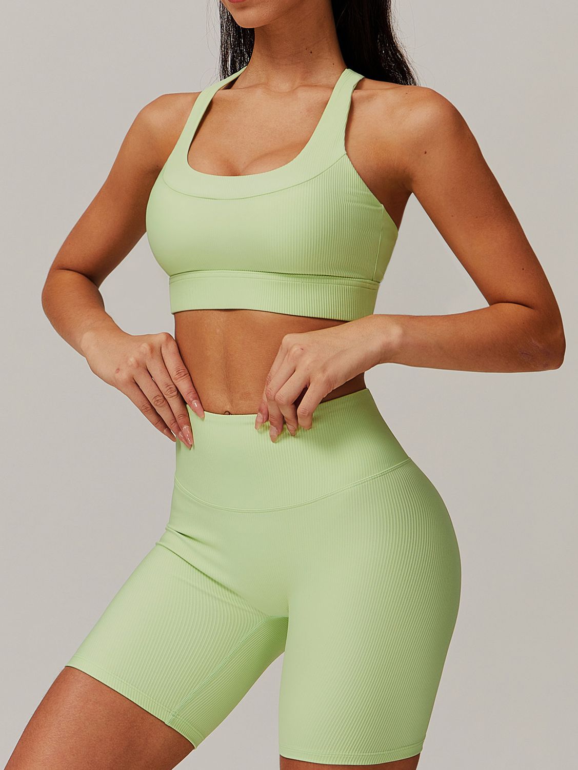 ZASUWA Women's Solid Color Hollow Out U Neck Quick Dry Sports Bra - Perfect for Yoga, Running & Gym Workouts