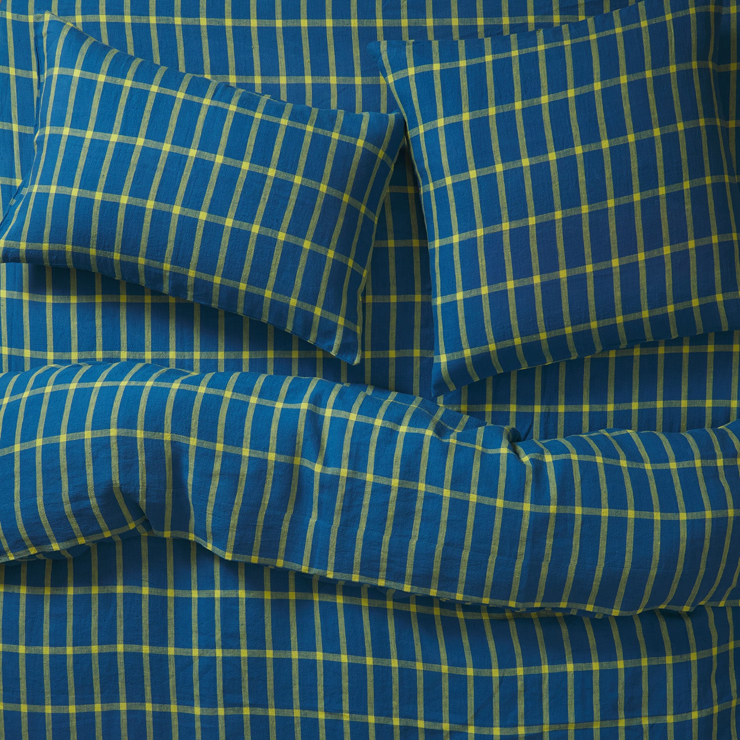 Remi Linen Quilt Cover Set - Breathable & Soft Bedding for All Seasons | Perfect for Master Bedroom, Guest Room & Vacation Homes | Capri Blue