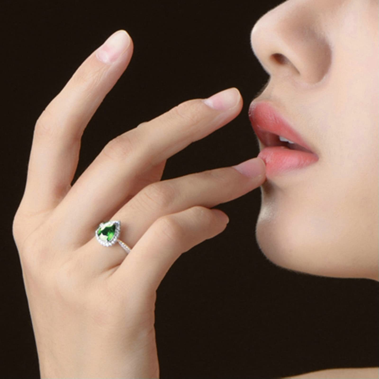 Gualiy 925 Sterling Silver Promise Ring for Women - Green Teardrop Cubic Zirconia Engagement Ring, Size 4-11 | Perfect for Anniversaries, Valentine's Day & Romantic Gifts