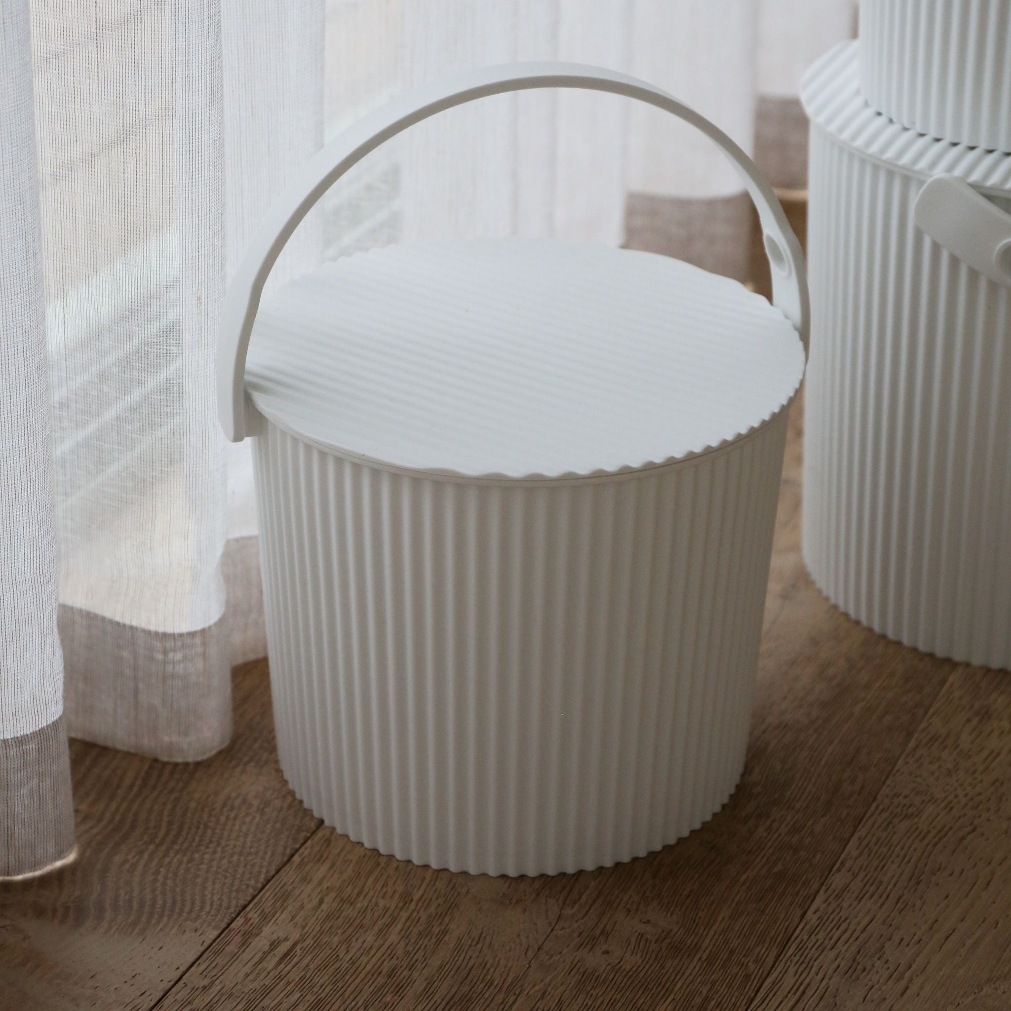 OmnioUtil 8L White Storage Bin with Lid - Multi-Purpose Cleaning & Organizing Container for Home, Kitchen, Bathroom & Office Use