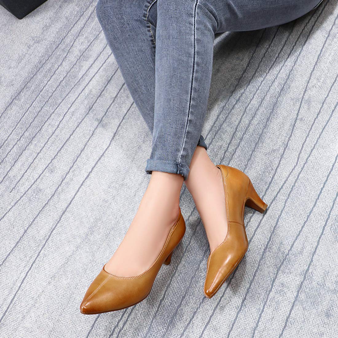 Mona Flying Women's Leather Pump Shoes - Medium Heel Pointed Toe Professional Office Dress Shoes for Ladies - Perfect for Business Attire, Work & Formal Occasions