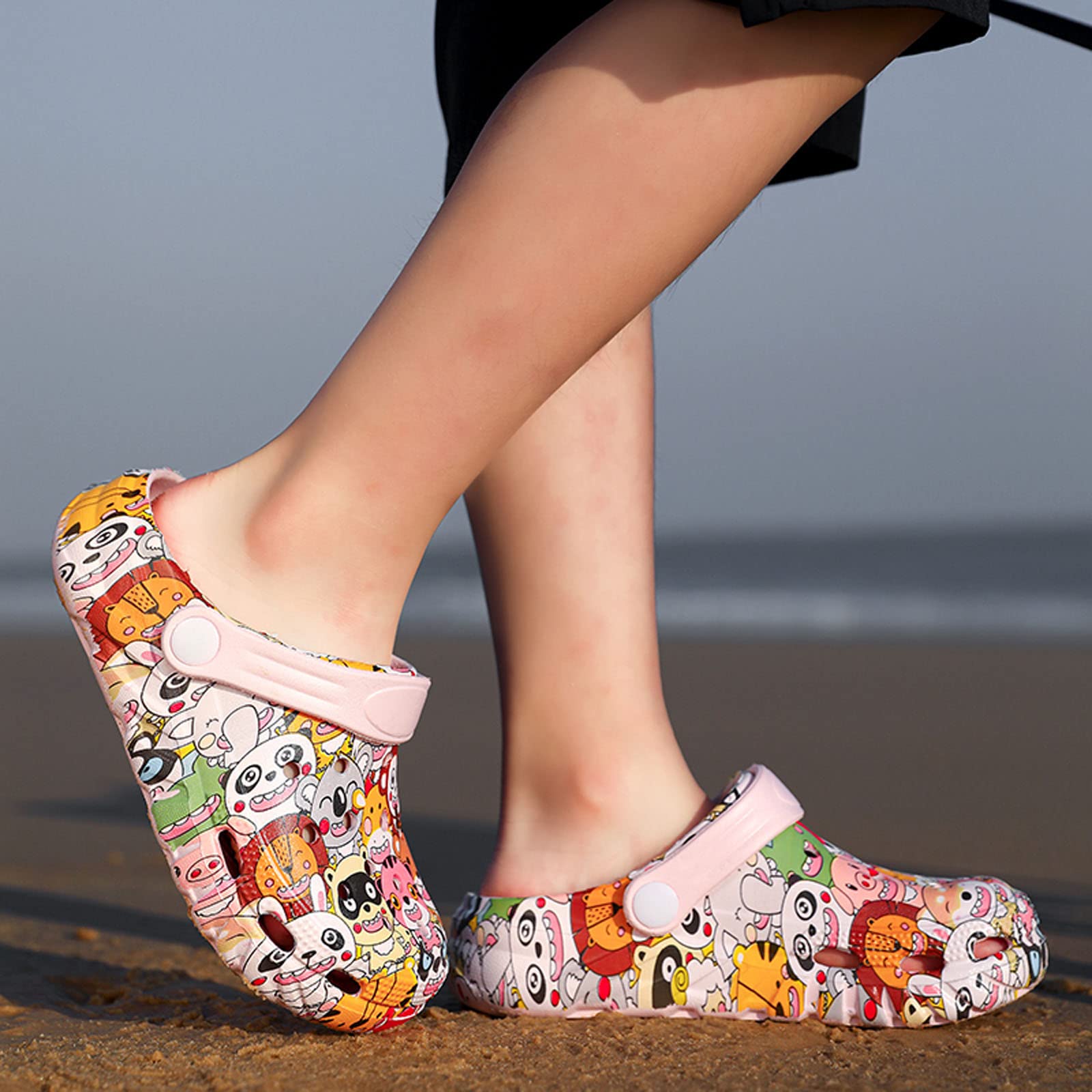 Meidiastra Kids Garden Shoes for Boys & Girls - Cartoon Clogs, Beach Pool Slippers & Sandals - Perfect for Outdoor Play, Water Activities & Summer Adventures