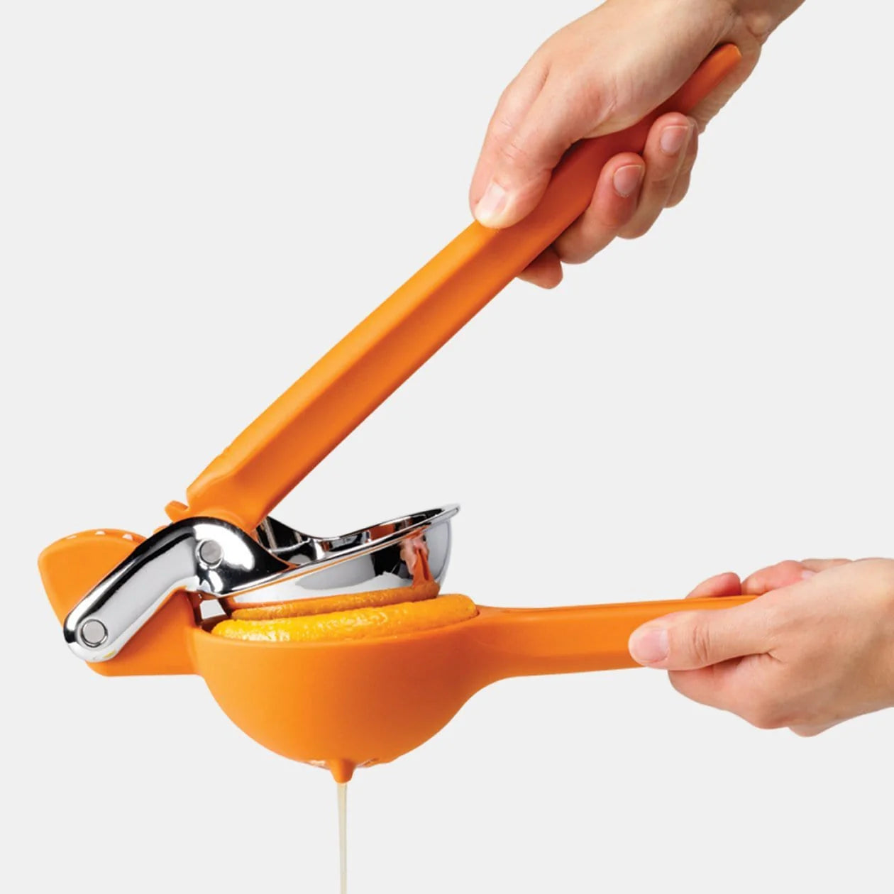 Chef'n FreshForce Orange Juicer - Manual Citrus Press for Fresh Juice - Perfect for Breakfast, Brunch & Healthy Drinks