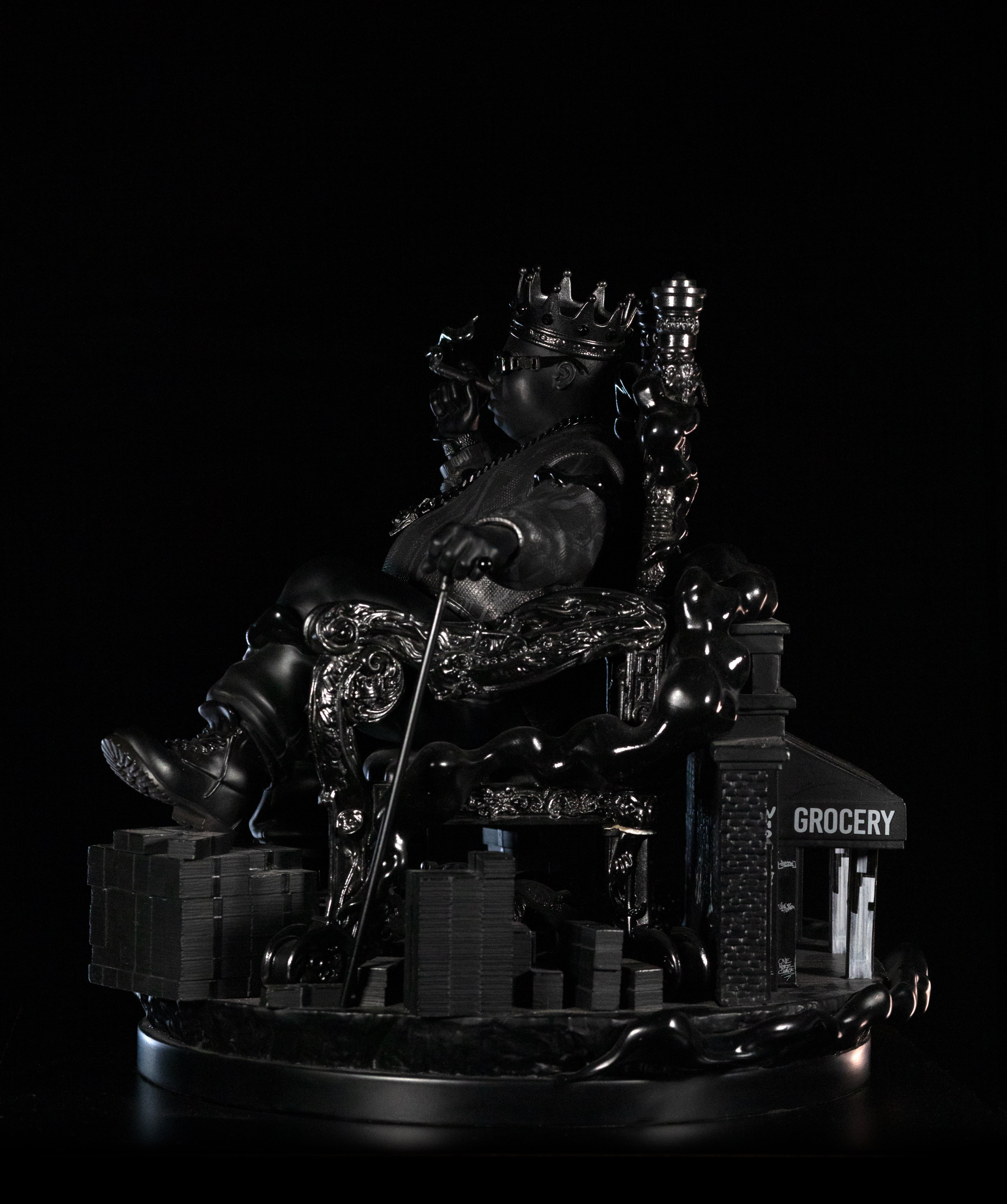 Notorious B.I.G. Blackout Version Statue - 10.5