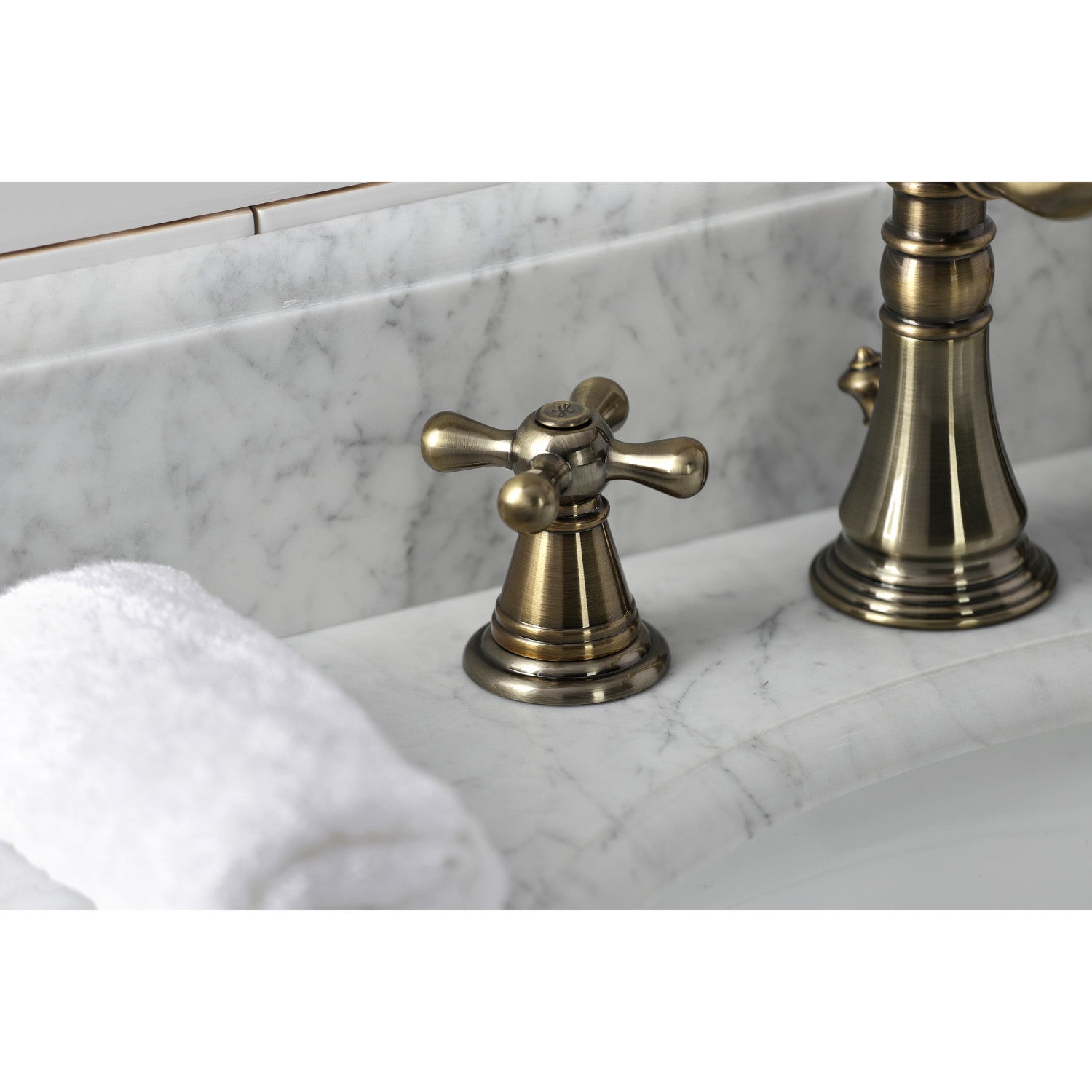 American Classic FSC19733AAX 3-Hole Widespread Bathroom Faucet with Brass Pop-Up Drain - Antique Brass Finish - Perfect for Vintage Style Bathrooms & Powder Rooms