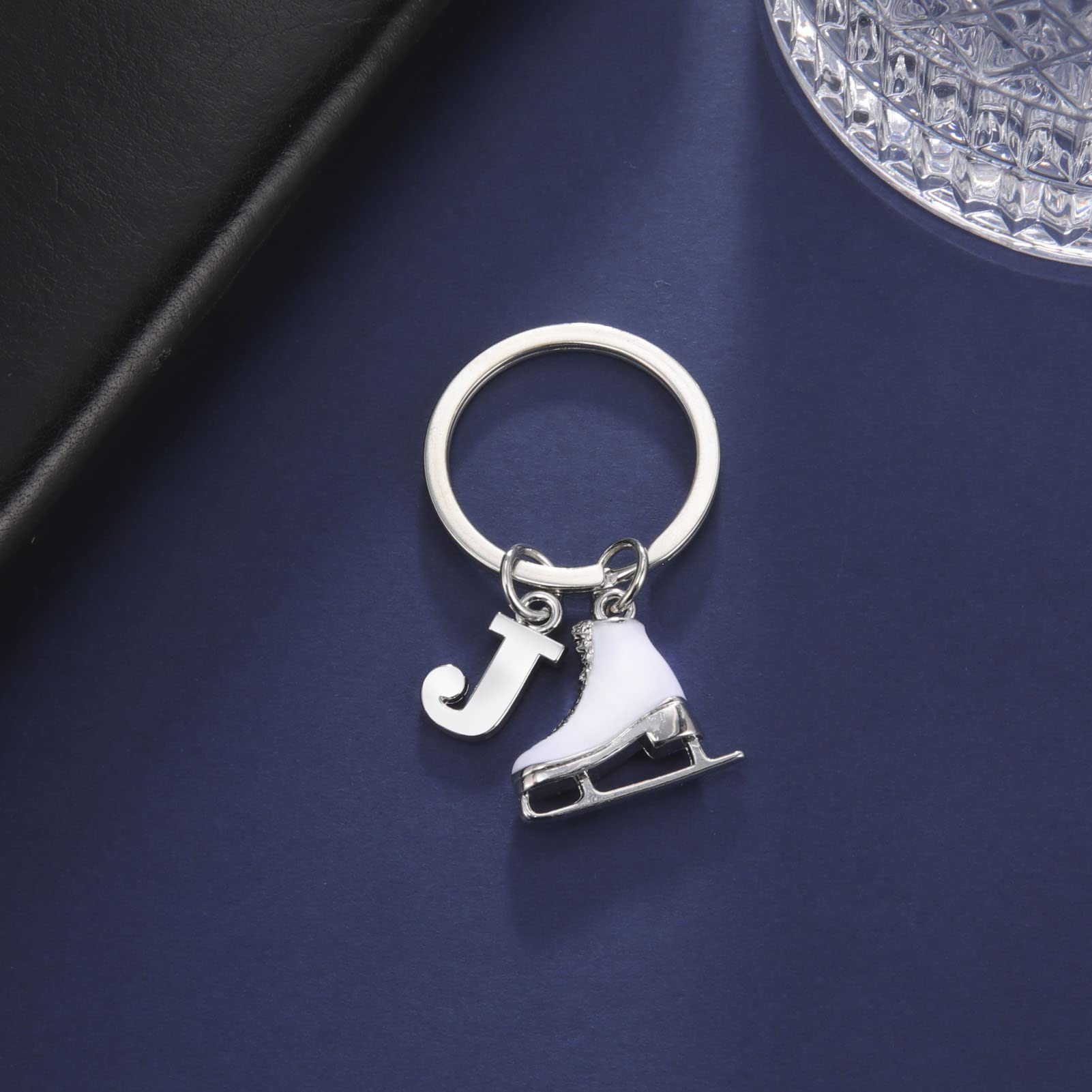 LIKGREAT Ice Skate Keychain - Personalized Figure Skating Keyring with Initial Charm - Handbag & Backpack Decoration for Skaters & Winter Sports Fans