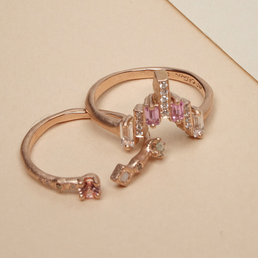 Exquisite Aurora Diamond & Sapphire Rose Gold Ring for Women - Elegant Jewelry Gift for Anniversary, Engagement & Special Occasions