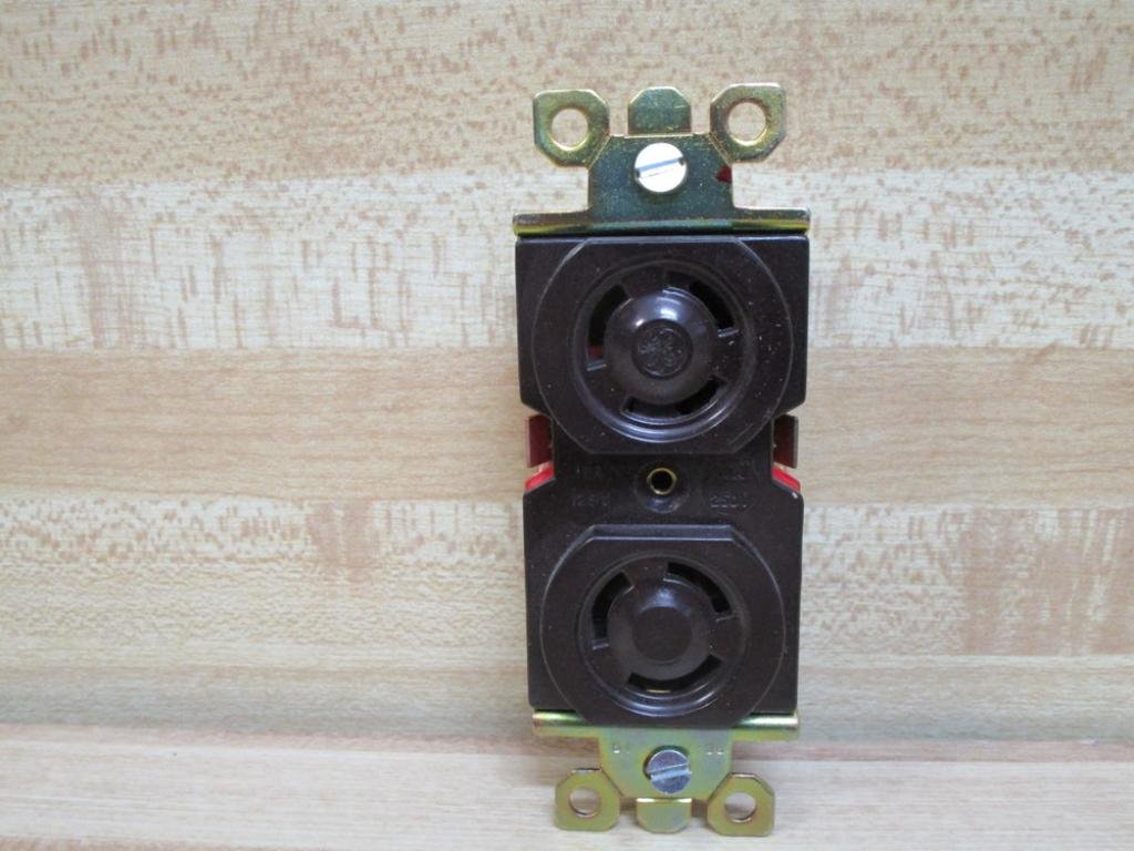 GE GL7580 Duplex Locking Receptacle - 20A 125V Electrical Outlet for Industrial & Commercial Use | Secure Power Connection for Heavy-Duty Equipment & Machinery
