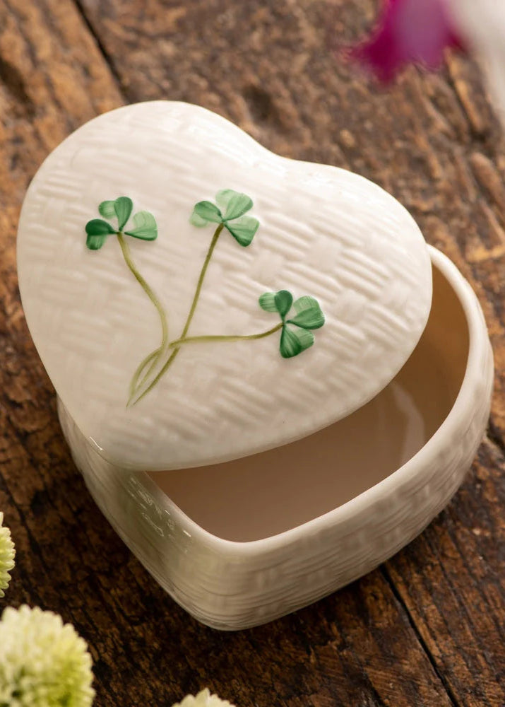 Belleek Classic Kylemore Trinket Box - Handcrafted Porcelain Jewelry Storage with Floral Design | Perfect for Rings, Earrings & Keepsakes | Gift for Women, Bridal Shower & Anniversary