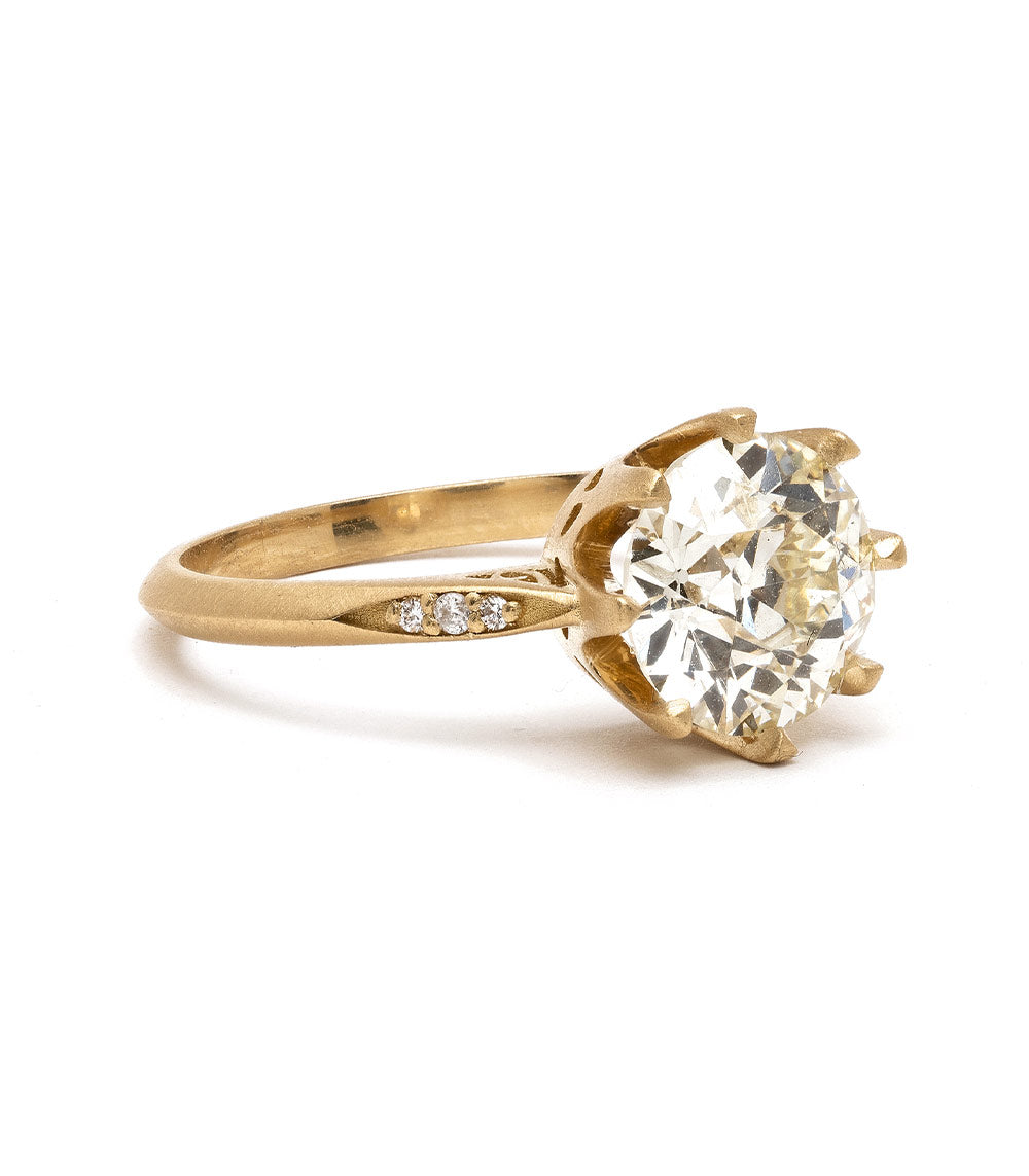 2 Carat Round Solitaire Diamond Ring for Women - Classic Engagement & Wedding Band - Perfect for Proposals, Anniversaries, and Special Occasions