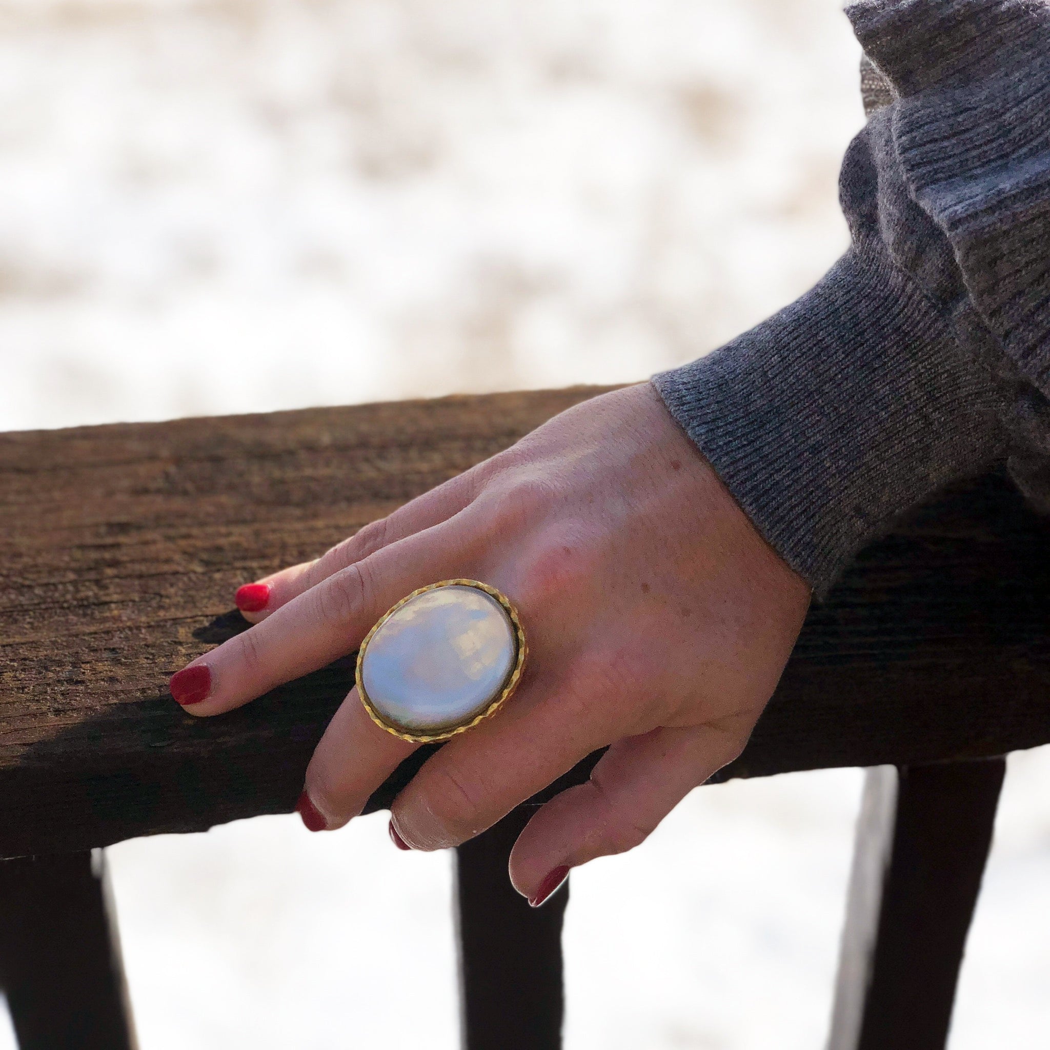 Elegant Statement Ring with Pearl - Perfect for Weddings, Parties & Special Occasions