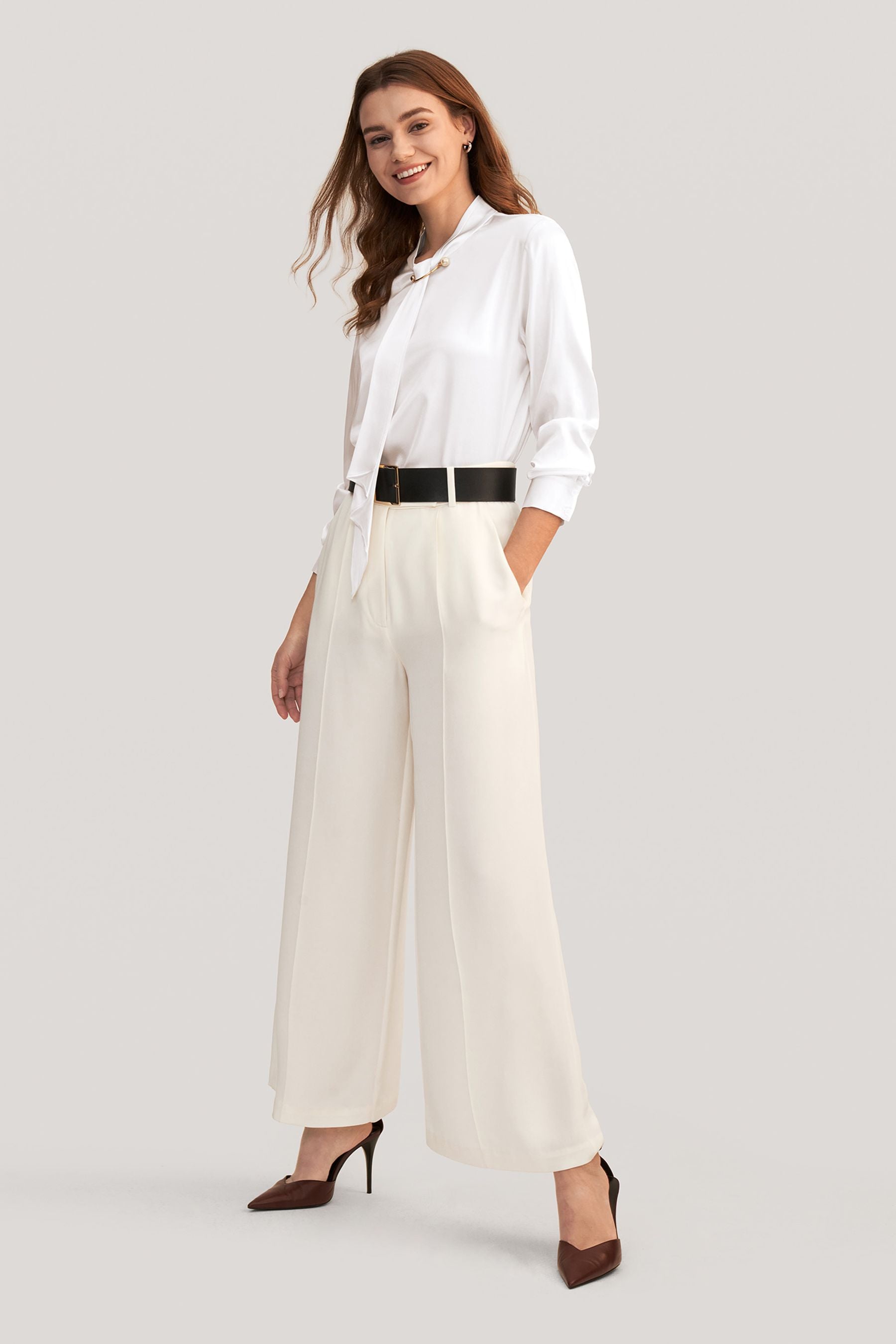 Elegant Women's Stand Collar Blouse - Fashionable Office & Casual Wear for Professional Women
