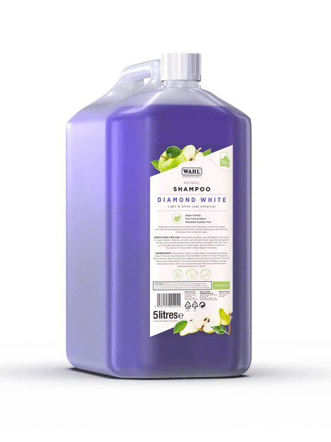 Wahl Diamond White Shampoo for Dogs - Brightening & Whitening Pet Shampoo with Natural Ingredients - Perfect for White & Light-Colored Coats - Grooming, Bath Time & Show Preparation