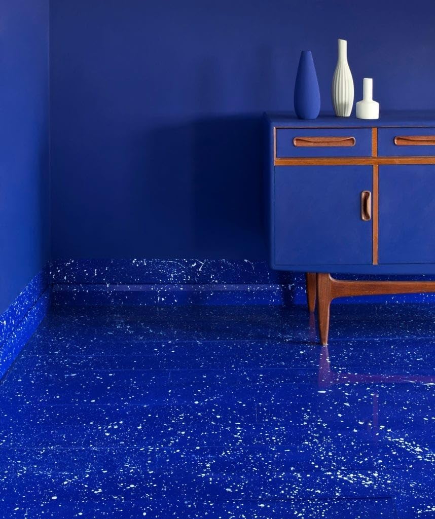 Annie Sloan Chalk Paint® Clear Gloss Lacquer - Premium Matte Finish for Furniture, Cabinets & DIY Projects - Perfect for Home Decor & Upcycling