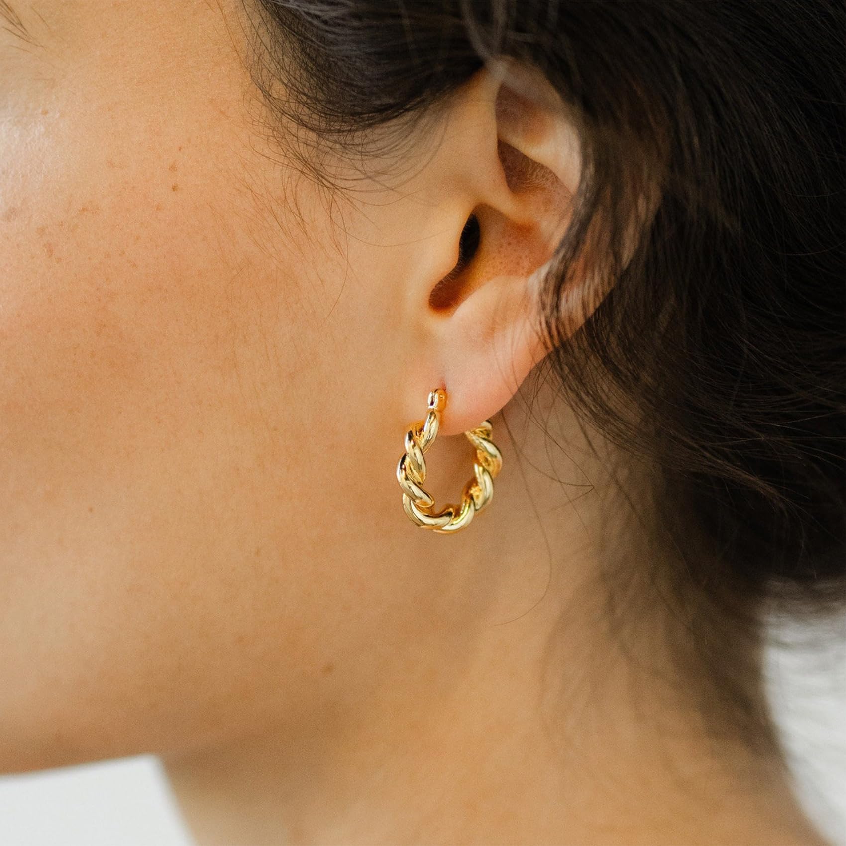 Twisted Gold Hoop Earrings for Women - Thick Chunky Hypoallergenic Vintage Twist Hoops - Perfect for Parties, Weddings & Everyday Wear