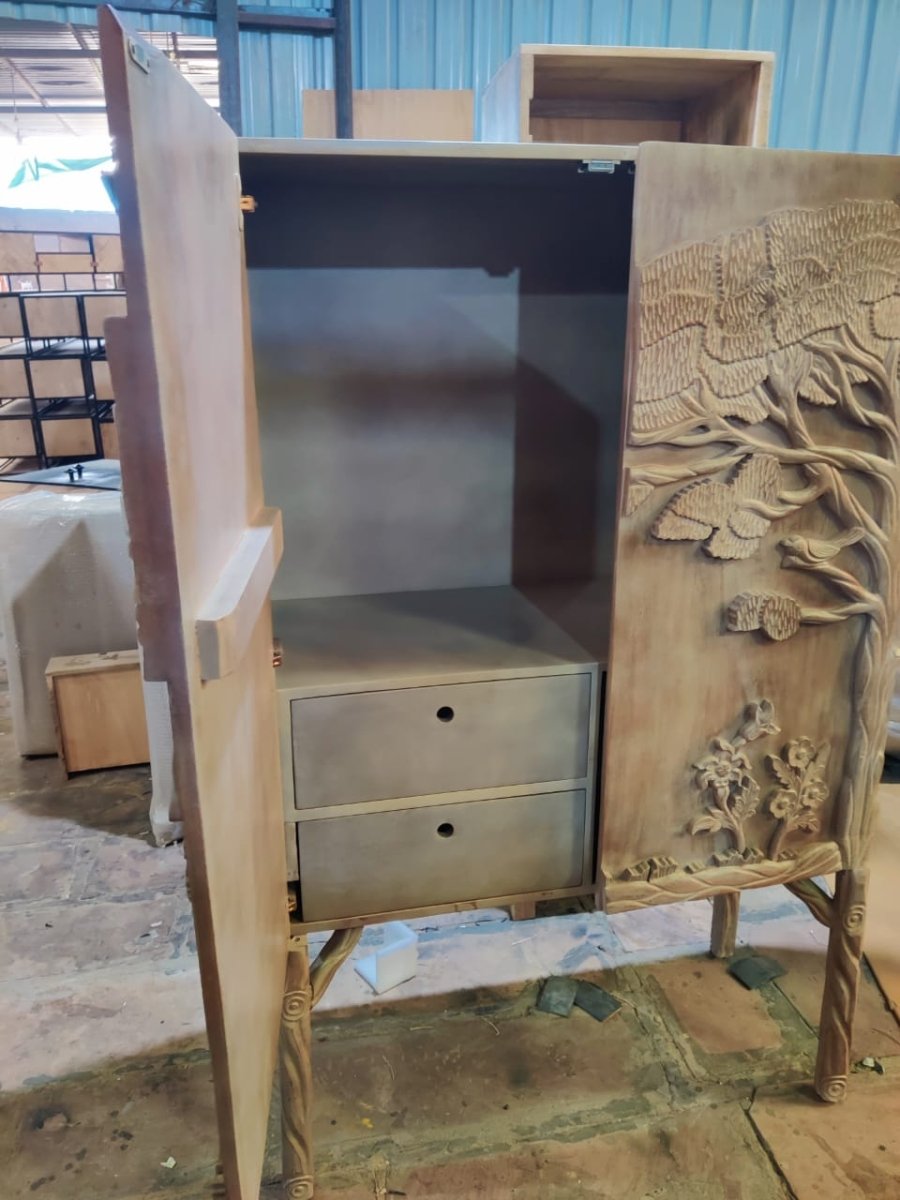 Hand Carved Solid Wood TV Stand - Rustic Natural Wood Entertainment Center for Living Room - Perfect for Home Theater & Media Storage