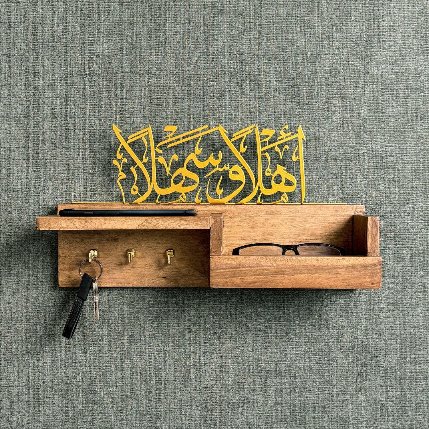 Wooden Key Holder with Arabic Calligraphy - Ahlan Wa Sahlan Islamic Home Decor for Wall Mounting | Perfect for Entryway, Living Room & Muslim Household Organization