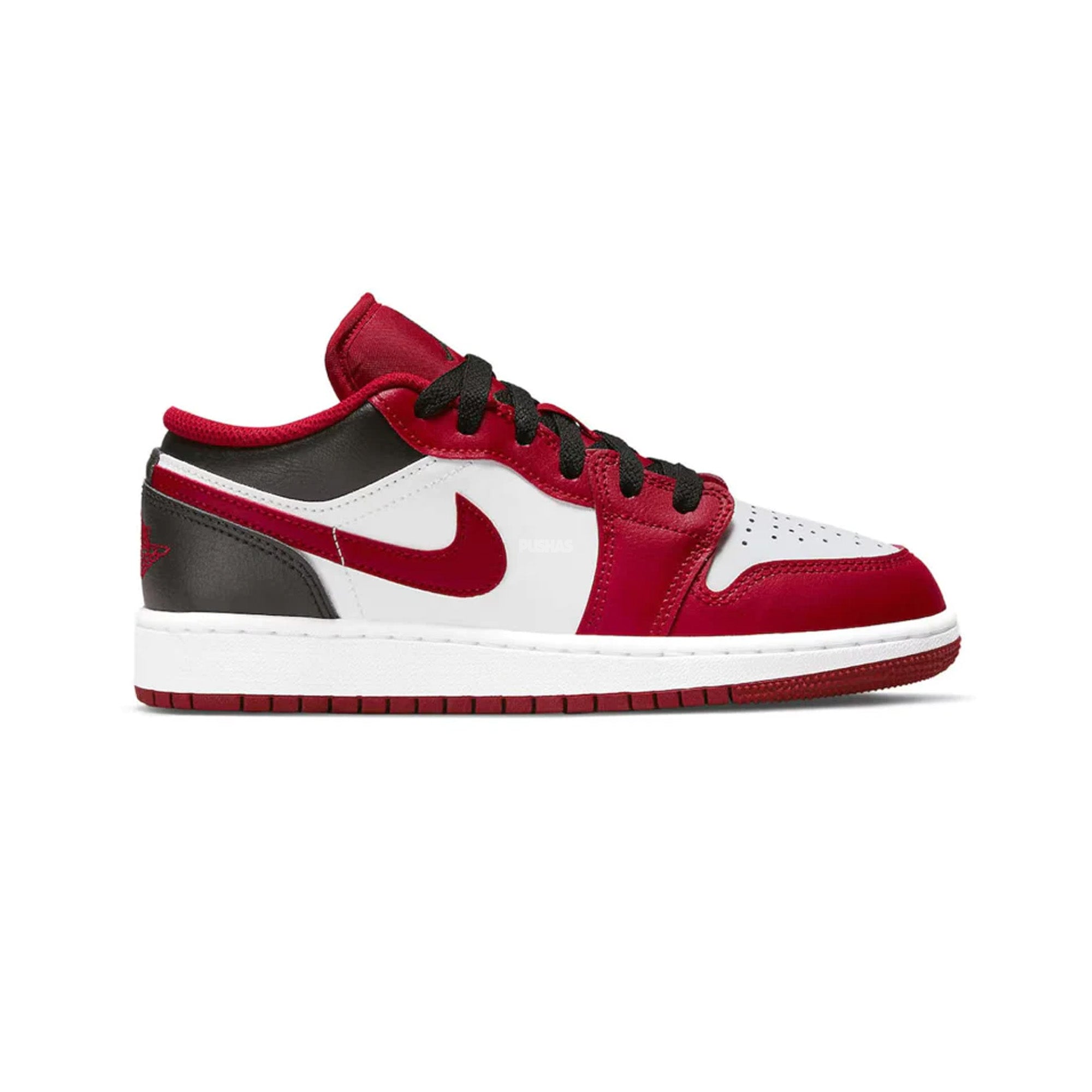 Air Jordan 1 Low 'Bulls' GS Sneakers for Girls (2022) - Basketball Shoes for Kids, Casual Streetwear & School Fashion