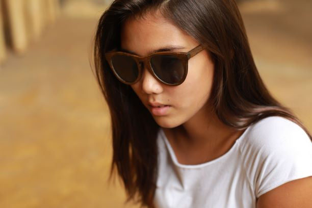 Alani Brown Bamboo Sunglasses - Eco-Friendly Polarized UV Protection - Stylish Sustainable Wooden Frames for Men & Women - Perfect for Beach, Driving & Outdoor Activities