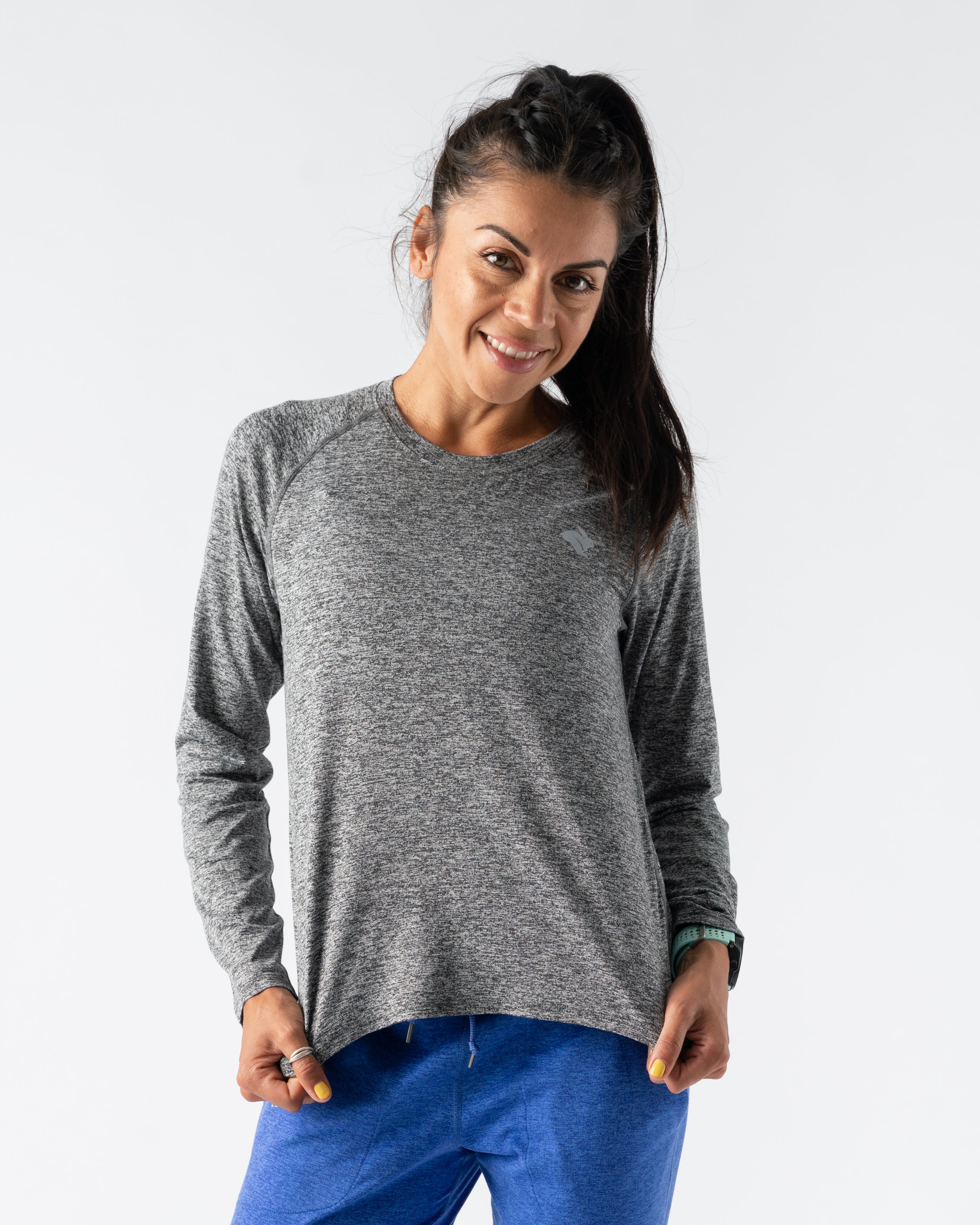 EZ Tee LS Cropped - Long Sleeve Cropped T-Shirt for Women | Casual & Trendy Top for Everyday Wear | Perfect for Layering, Street Style & Outfits