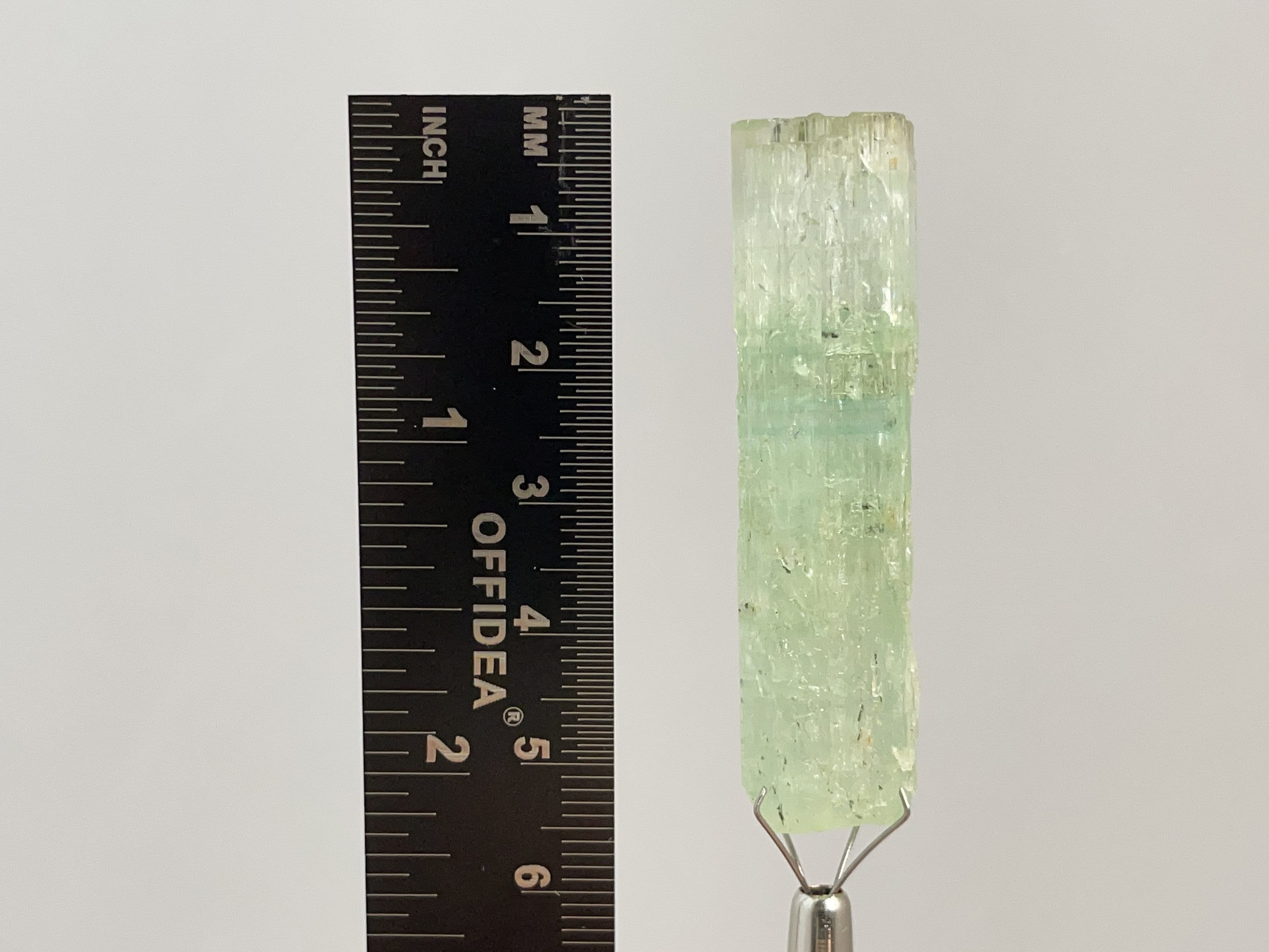 BERYL Raw Crystal Point - Natural Gemstones for Jewelry Making, Healing Crystals & Decorative Stones | Perfect for DIY Crafts, Meditation & Home Decor (47930)