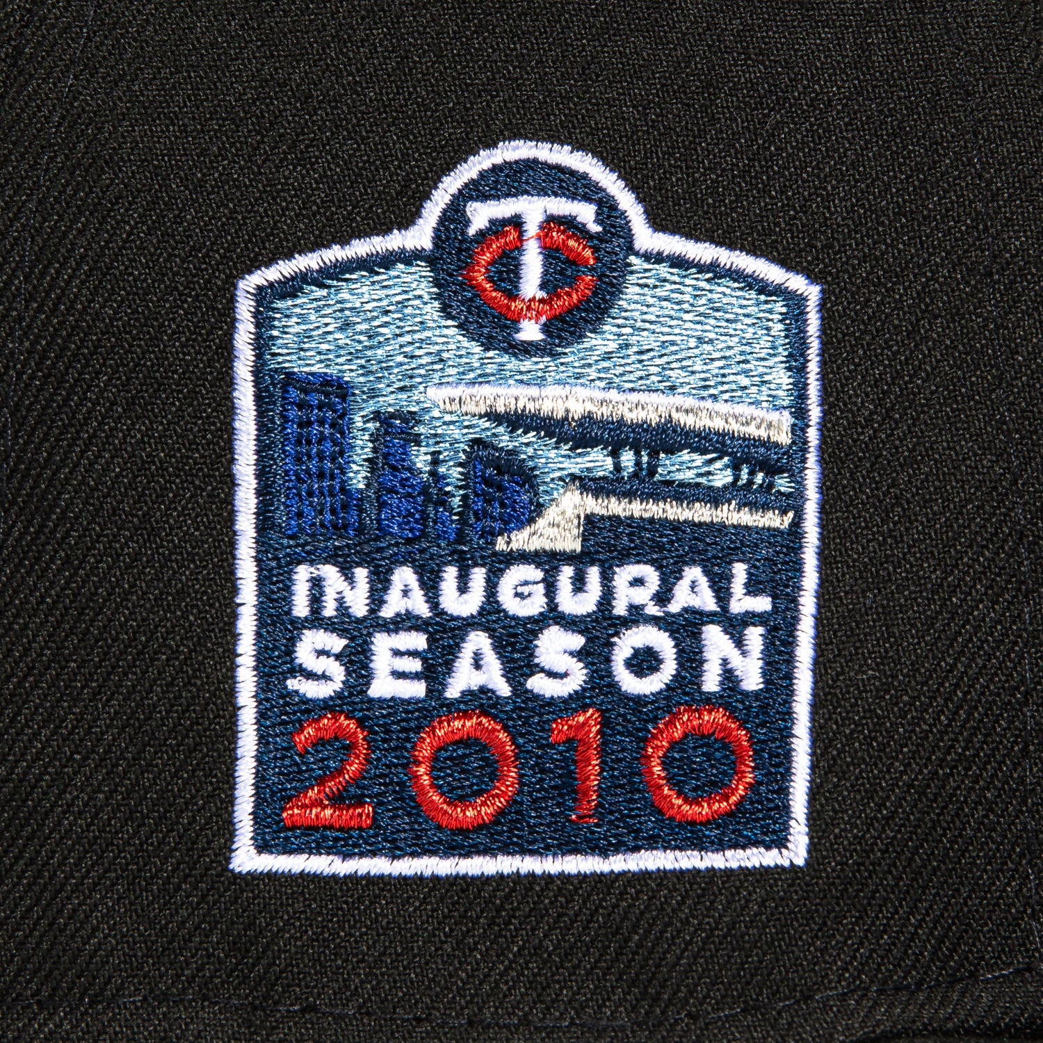 New Era 59Fifty Minnesota Twins 2010 Inaugural Season Patch Snapback Hat - Black & White Adjustable Baseball Cap for Men & Women - Perfect for MLB Games, Sports Events & Casual Wear