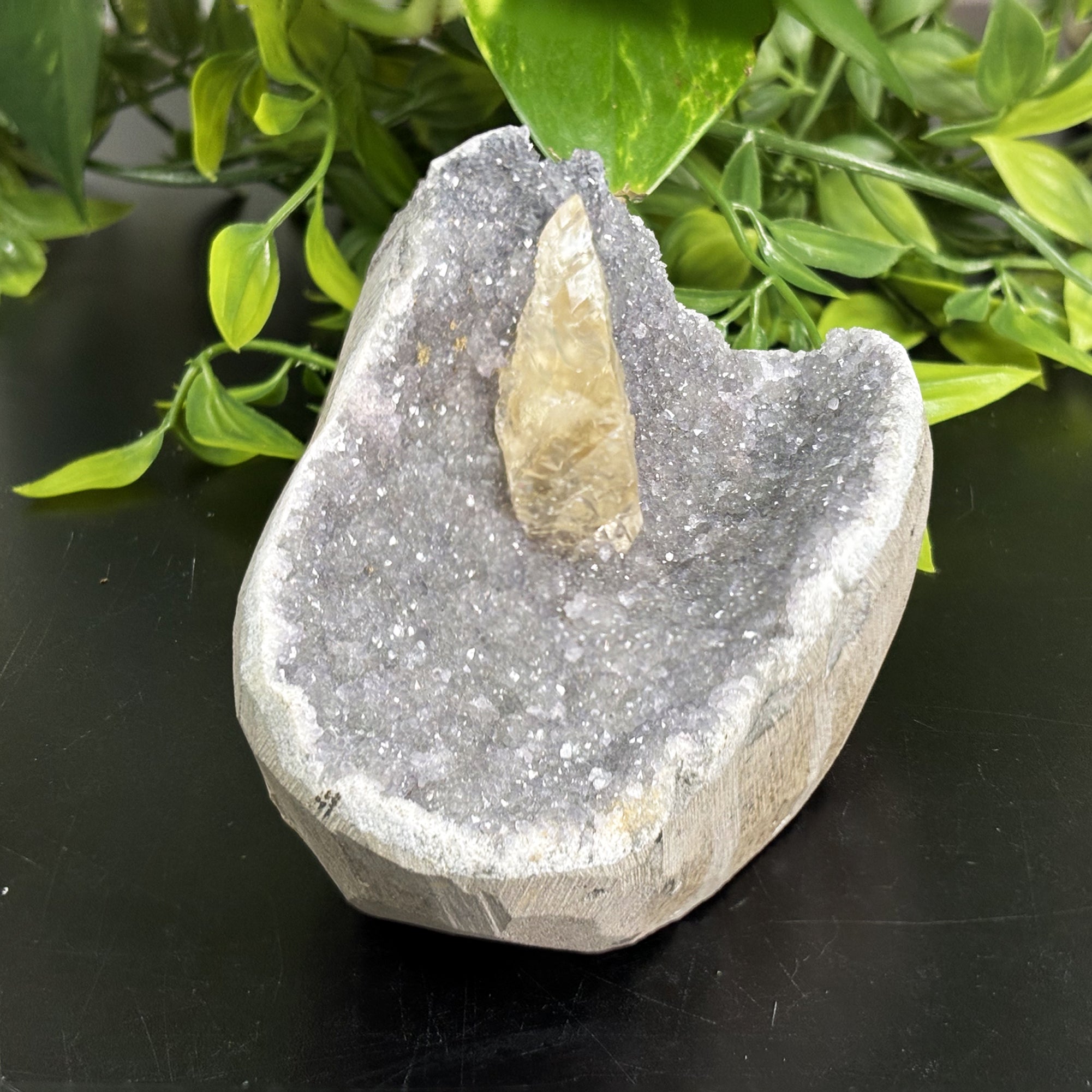 Natural Quartz & Calcite Crystal - Raw Healing Gemstone for Energy Work, Meditation & Spiritual Growth | Mineral Specimen for Home Décor & Collector's Display | Perfect for Reiki, Yoga & Feng Shui Spaces