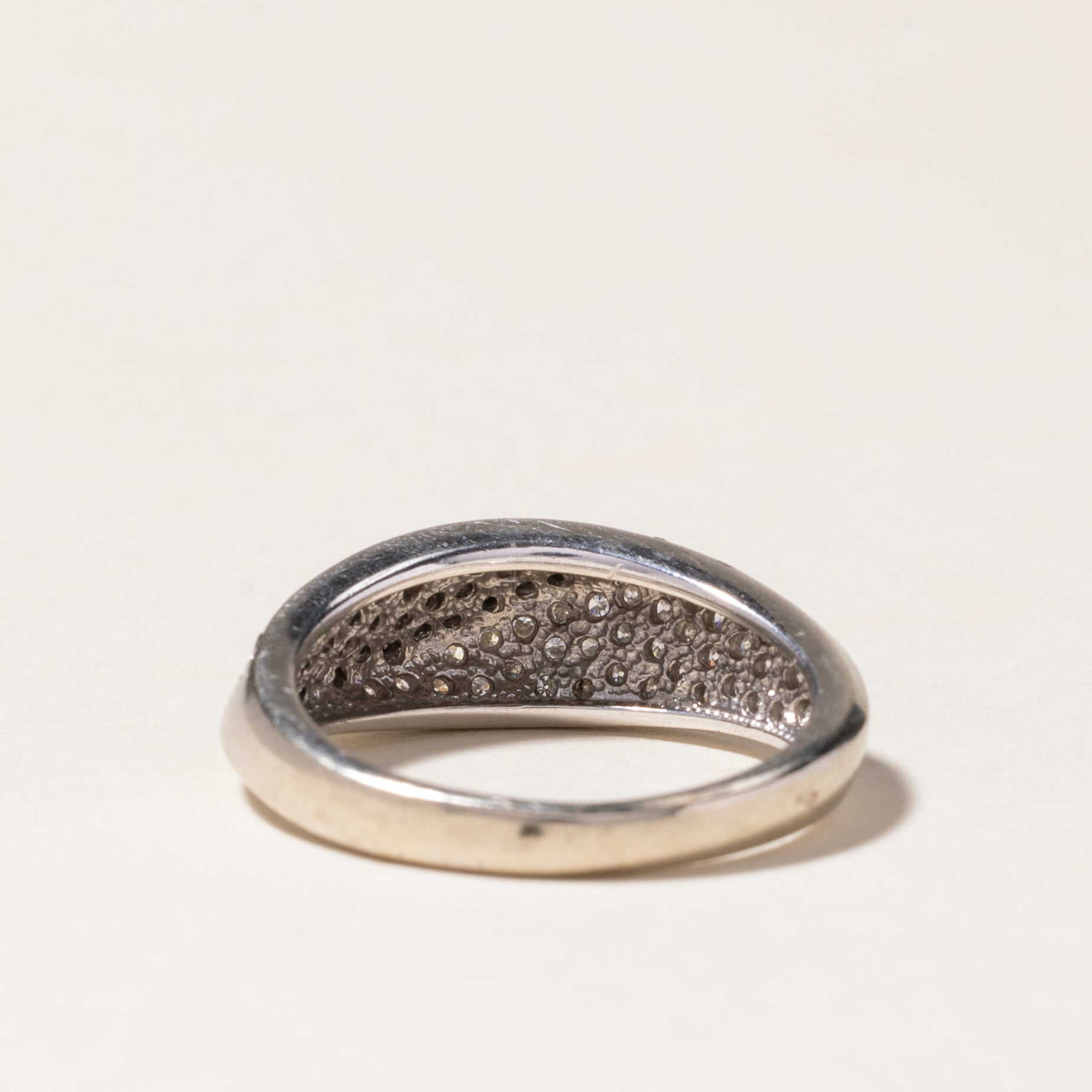 Black & White Diamond Wave Design Ring - 0.36ctw (0.36 Carat Total Weight) - Size 6.5 - Elegant Wedding Band, Anniversary Gift for Her, Perfect for Special Occasions