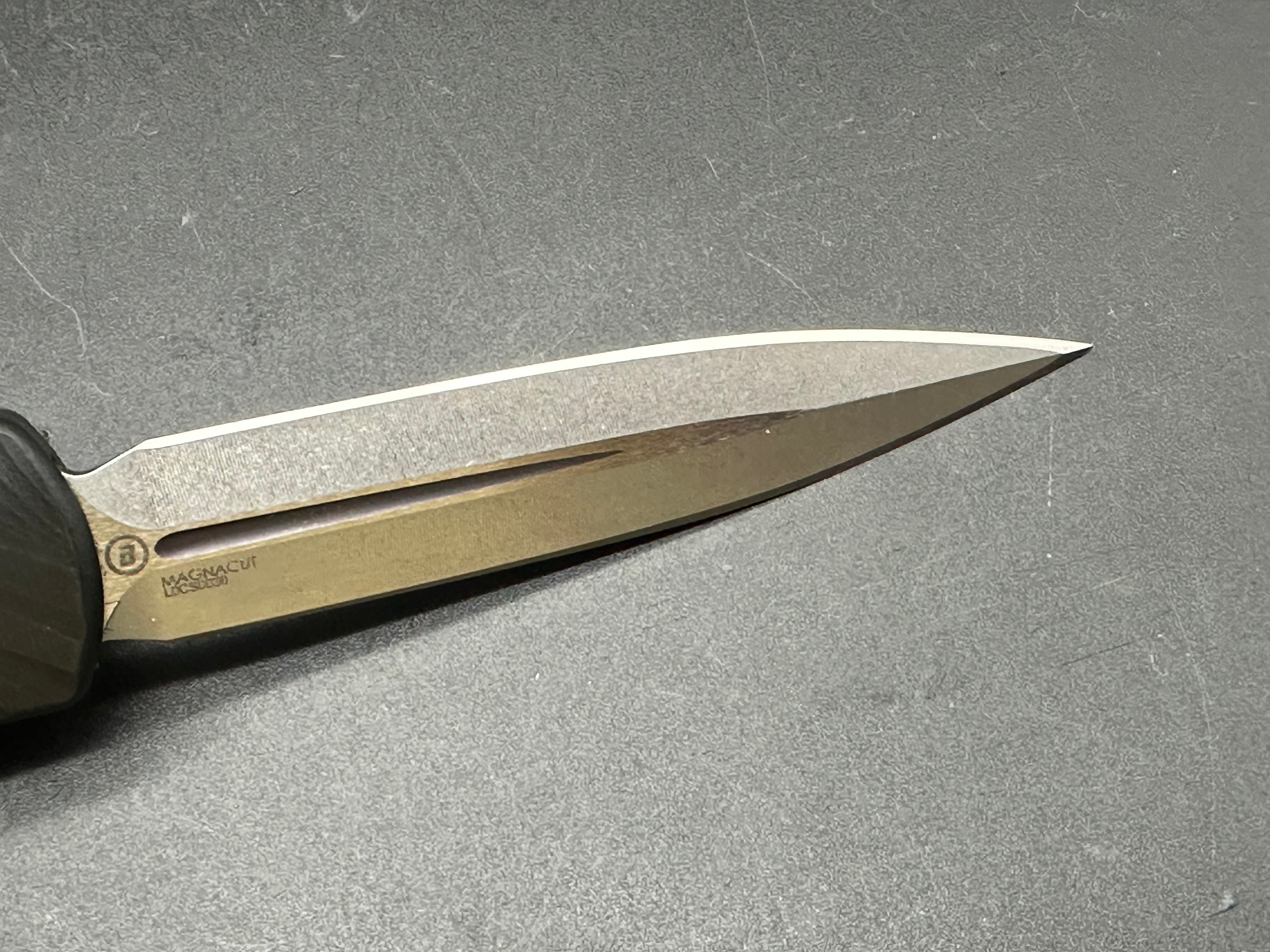 Hogue Collector Series Counterstrike OTF Knife - CPM MagnaCut Blade - Tactical Automatic Knife for Outdoor, Camping & EDC