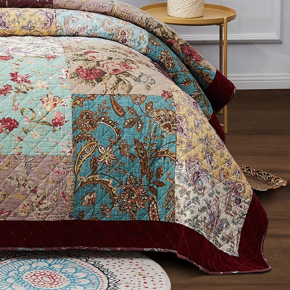 Elegant Floral Queen Bedspread Set - Soft & Breathable Coverlet for Bedroom Decor | Perfect for Master Bedroom, Guest Room, or Vacation Home