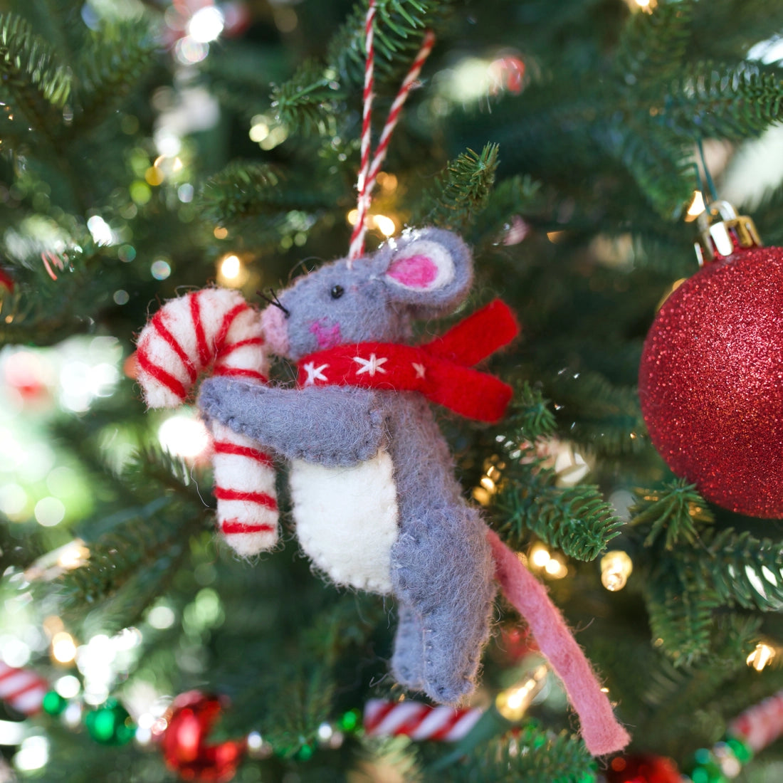 Festive Candy Cane Felt Mouse Ornament - Christmas Tree Decor, Holiday Home Decoration, Perfect for Xmas Gifts & Winter Party Decorations