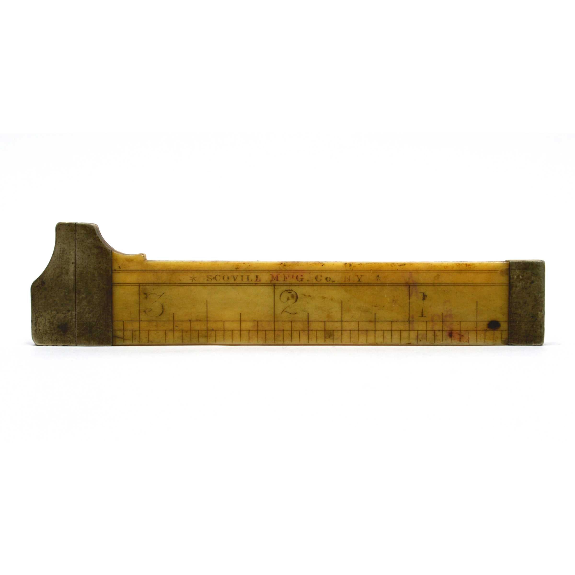 Vintage Scovill Mfg. Co. 3.5