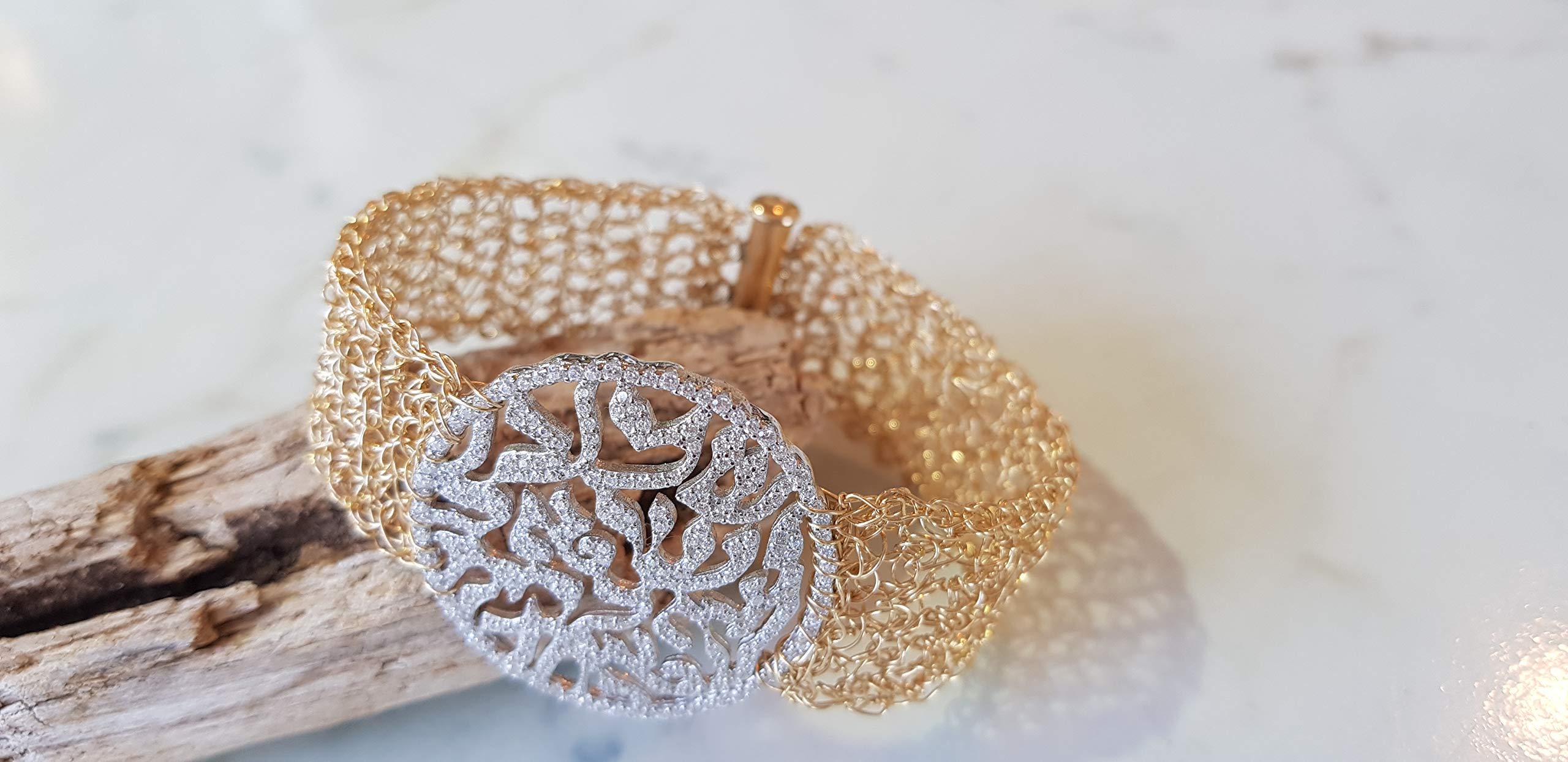 Gold Shema Israel Bracelet - Elegant Jewish Prayer Jewelry with Hebrew Engraving, Faith-Based Cuff Bracelet for Women - Perfect for Synagogue, Holidays & Spiritual Occasions