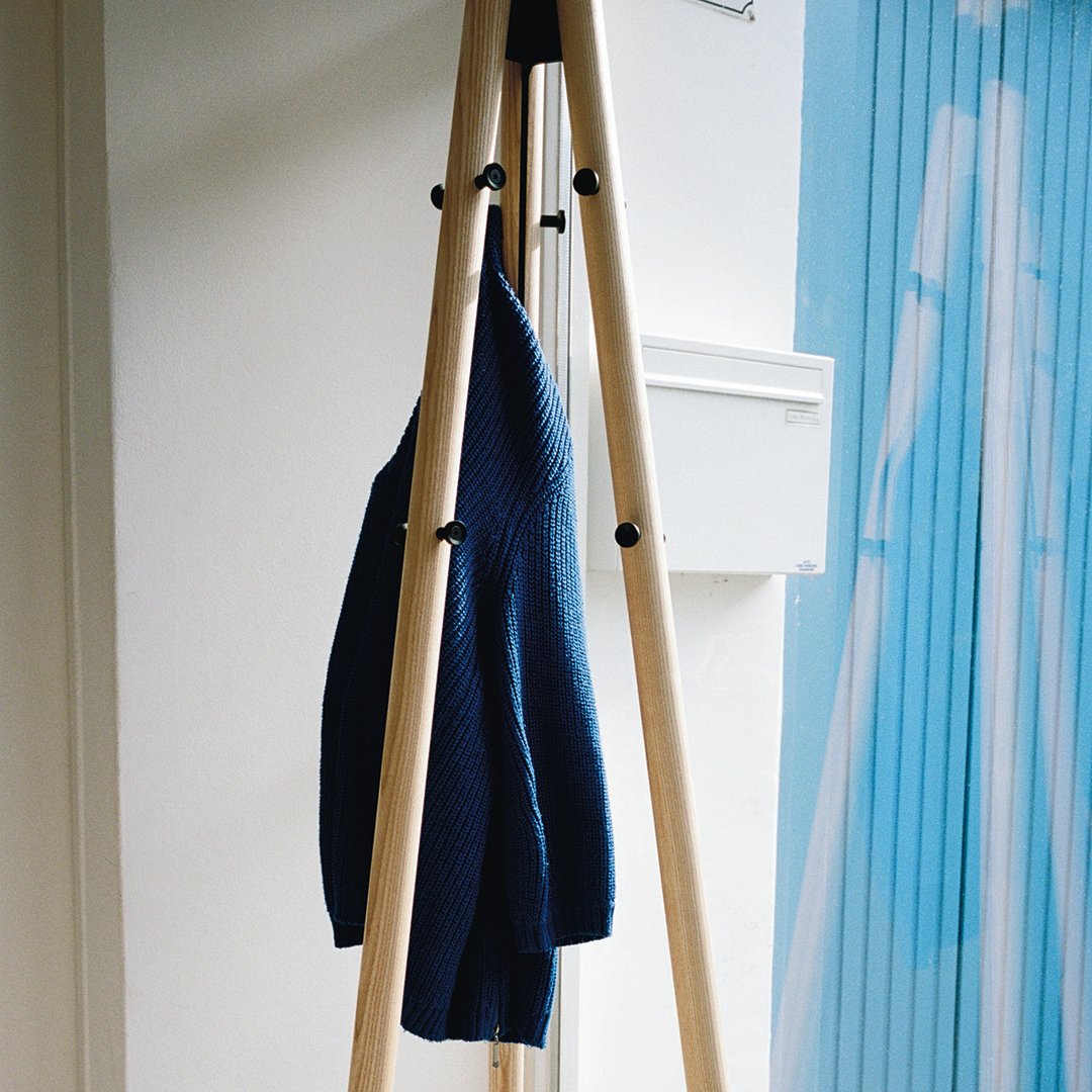 Kiila Coat Stand - Modern Wooden Coat Rack for Entryway, Hallway & Bedroom | Space-Saving Hanging Organizer for Jackets, Hats, Bags & Accessories | Durable & Stylish Home Decor