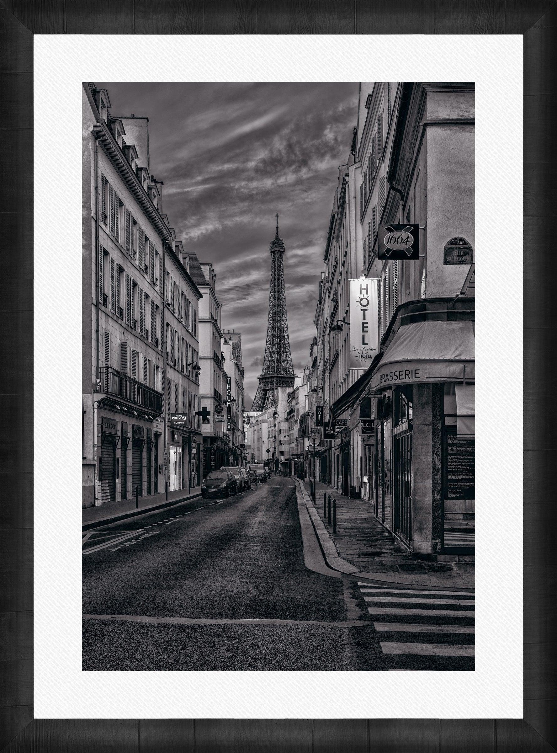 Rue Saint Dominique BW - Stylish Black and White Fashion for Women | Perfect for Casual Outings, Office Wear & Special Occasions
