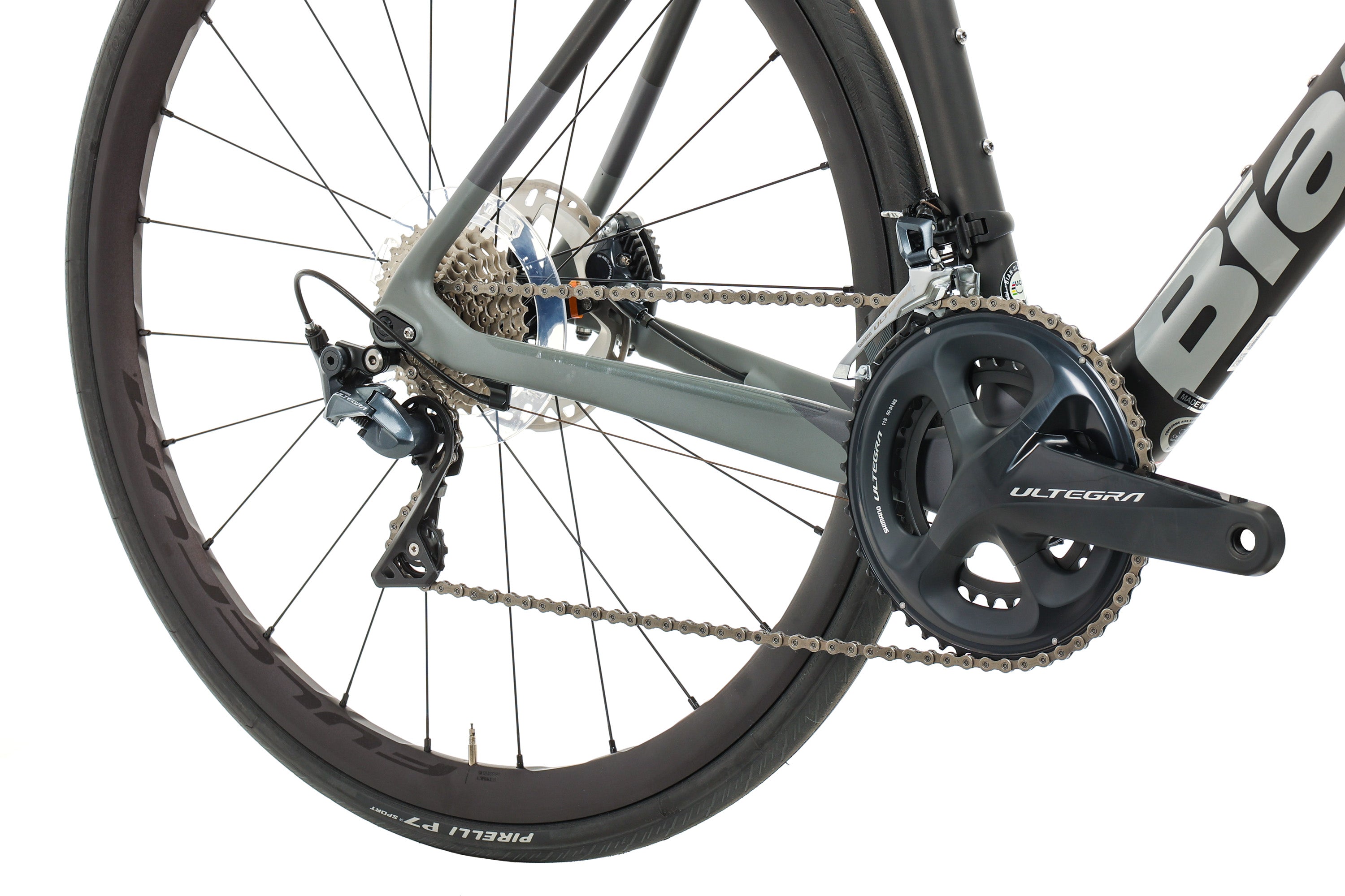 Bianchi Oltre XR3 CV Disc Ultegra Road Bike 2022 - 55cm Carbon Frame, Shimano Ultegra Groupset | Perfect for Racing, Endurance & Long-Distance Cycling