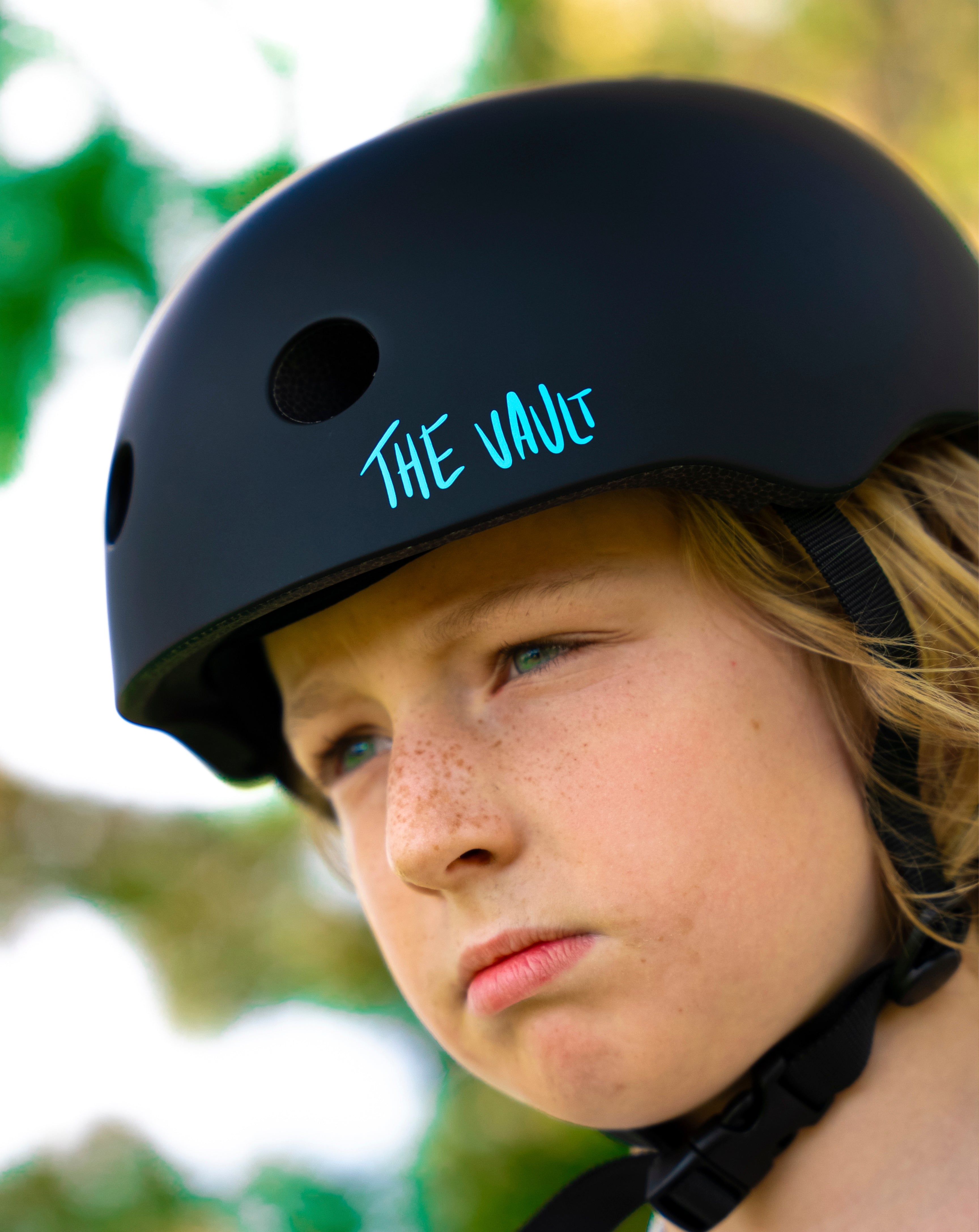 TV Certified Helmet - Safety Certified Bike & Motorcycle Helmet for Adults - Perfect for Cycling, Motorcycling & Extreme Sports