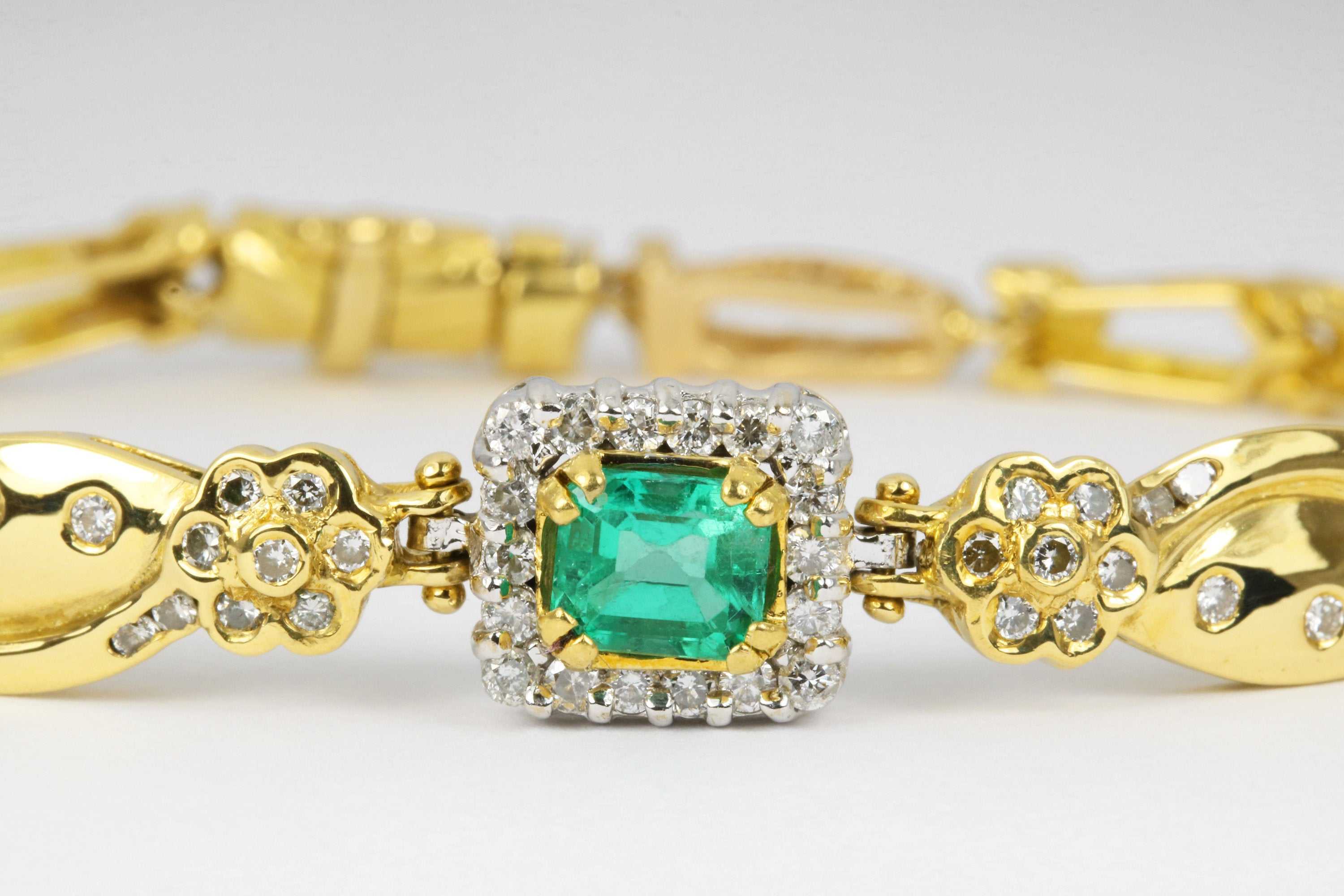 1.70tcw Genuine Emerald & Diamond 18K Gold Anniversary Bracelet for Women - Perfect Gift for Wife, Mother, Birthday, Valentine's Day & Special Occasions