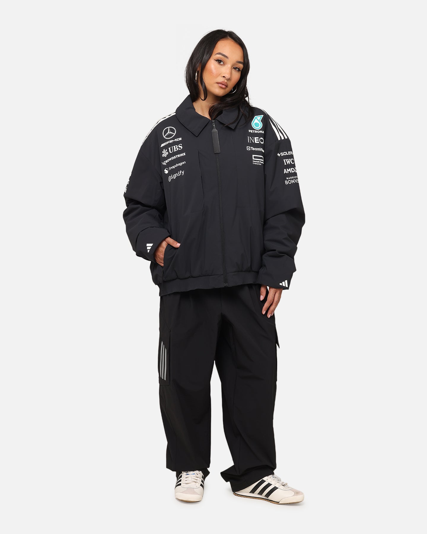 Adidas x Mercedes AMG PETRONAS F1 2025 Team Jacket - Black & White Racing Windbreaker for Men & Women - Perfect for Formula One Fans, Motorsport Events & Casual Streetwear