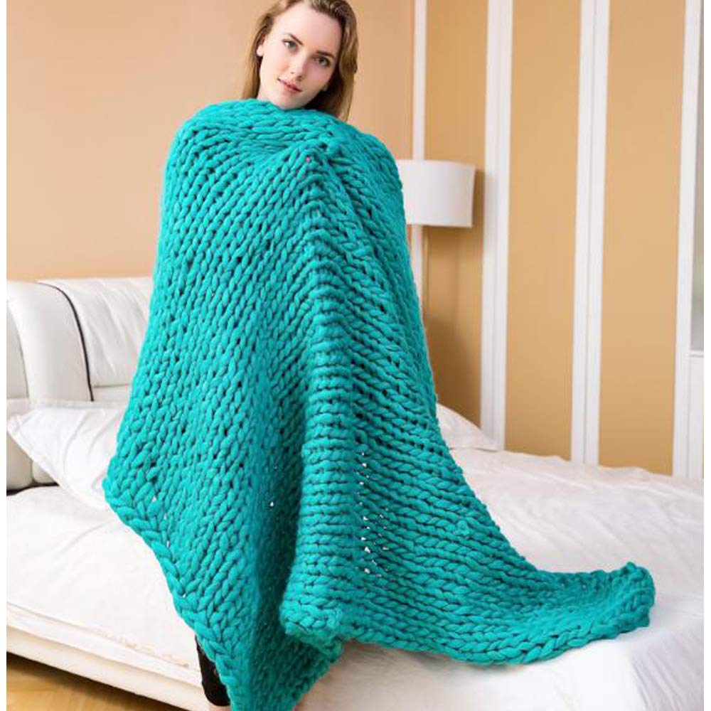 Chunky Knit Blanket - Oversized Handmade Sofa Throw, Cozy Pet Bed & Chair Mat - Perfect for Baby Shower, Christmas Decor, Thanksgiving Photo Props (Green, 47