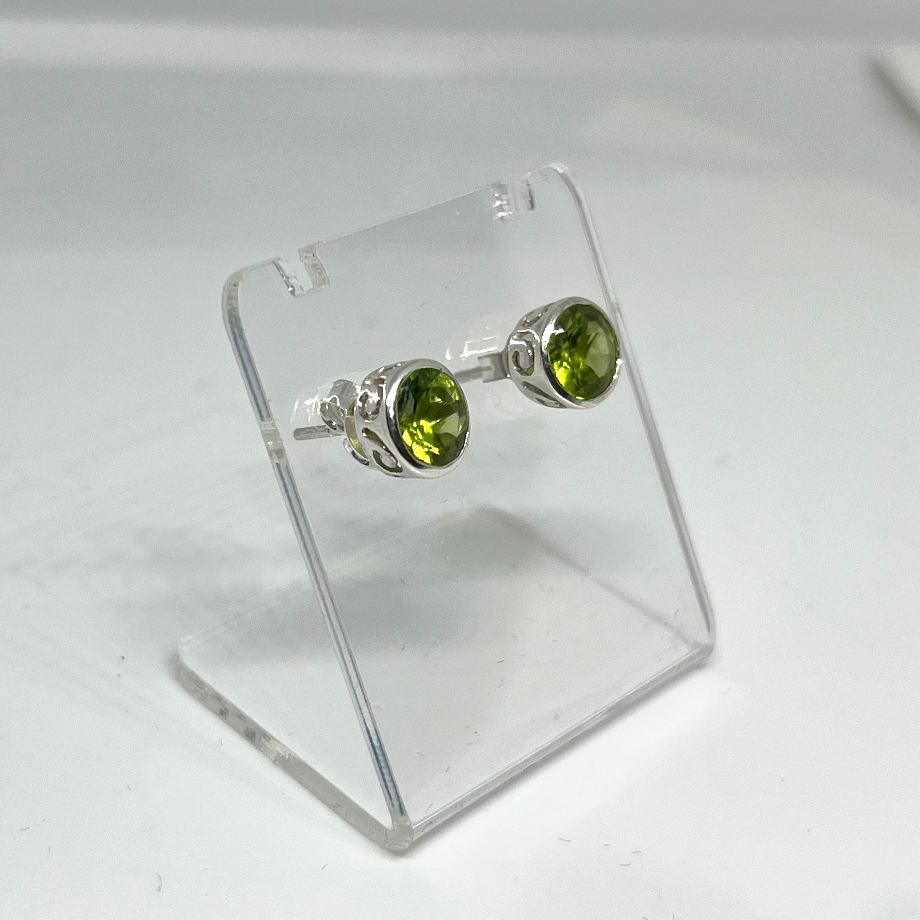 7mm Round Faceted Gemstone Stud Earrings - Decorative Bezel Set for Women, Hypoallergenic Jewelry - Perfect for Daily Wear, Parties & Special Occasions