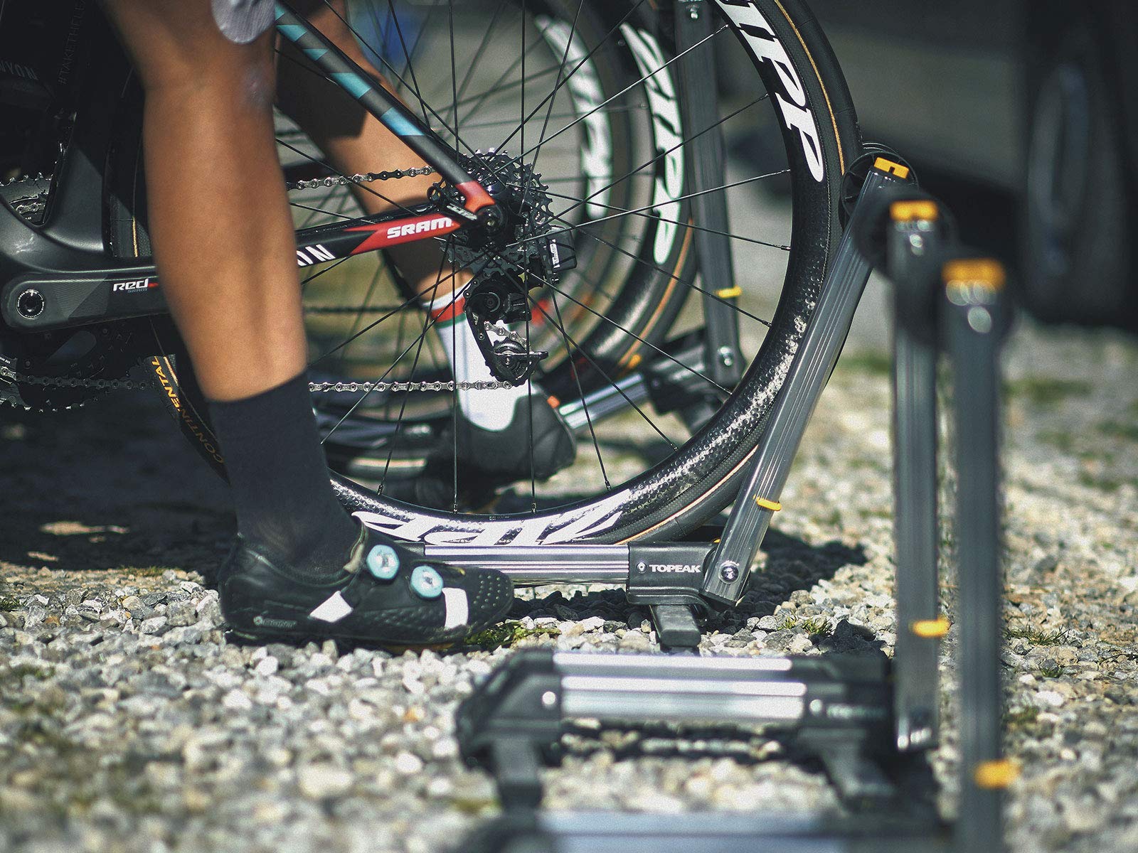 Topeak Lineup Stand - Portable Folding Bike Repair Stand for Mountain & Road Bikes - Perfect for Home Garage, Outdoor Cycling Maintenance & Travel Storage